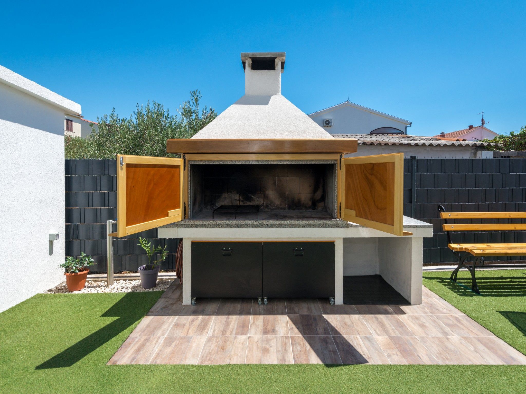 Stilvolle Wohnung Sun mit Jacuzzi-Image-tags.info