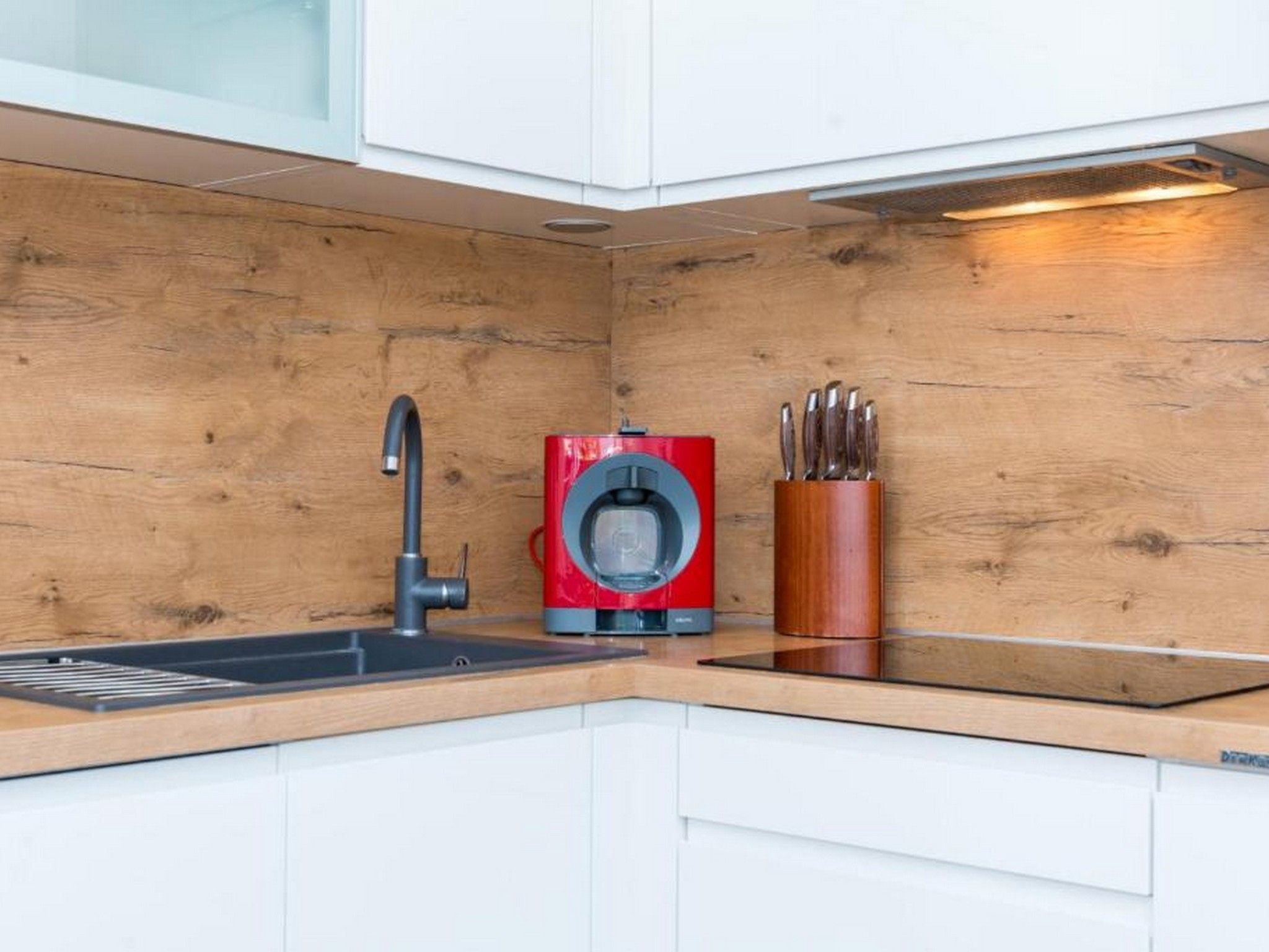 Stilvolle Wohnung Sun mit Jacuzzi-Image-tags.info