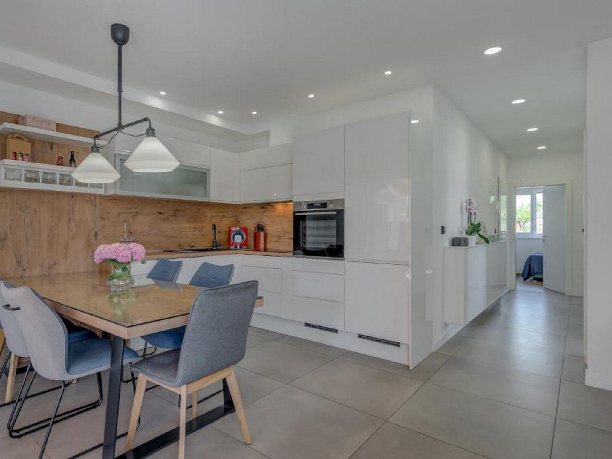 Stilvolle Wohnung Sun mit Jacuzzi-Image-tags.info