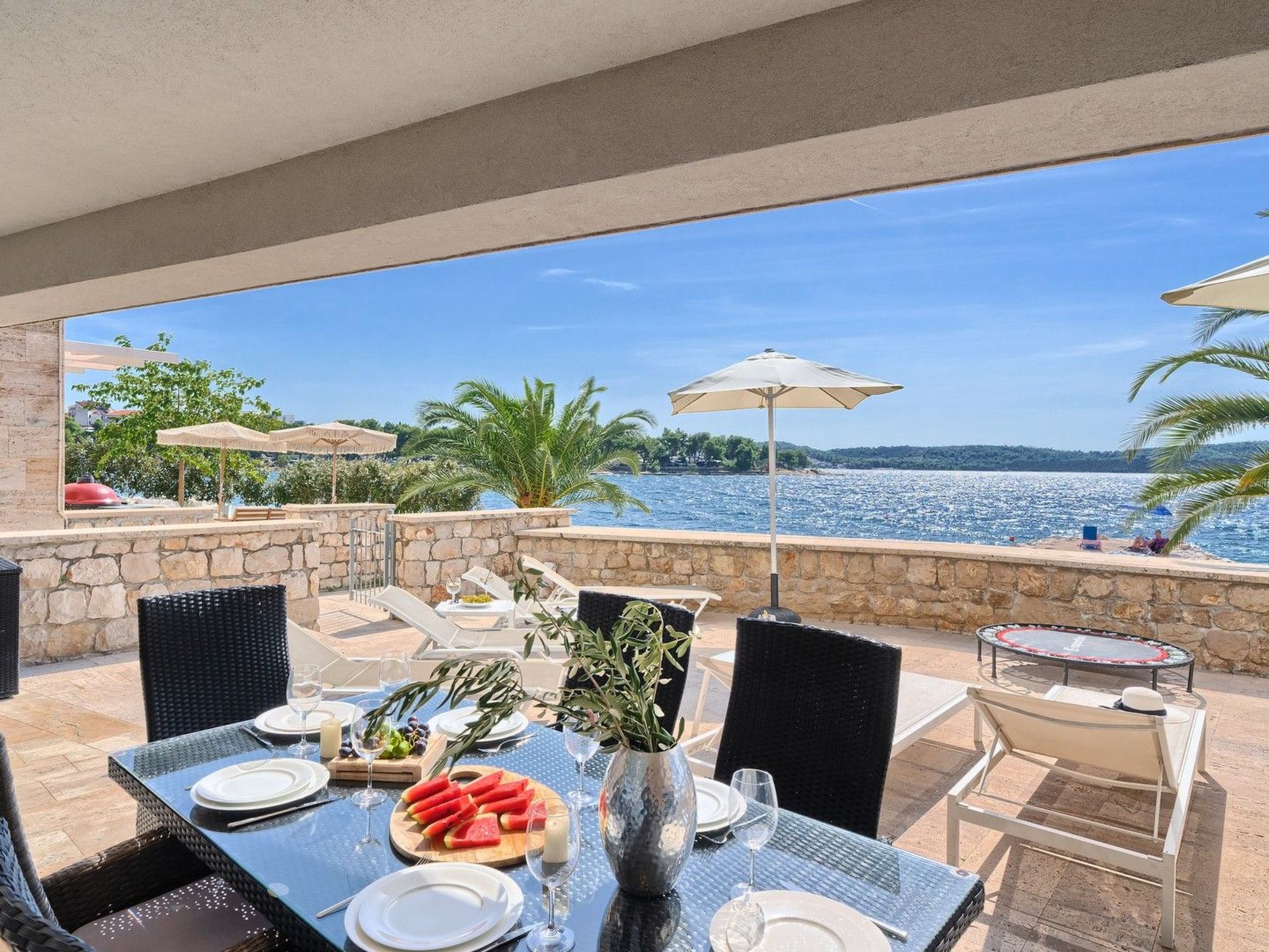 Luxuriöse Fünf-Sterne-Ferienvilla Astra Azzurra-Dehors