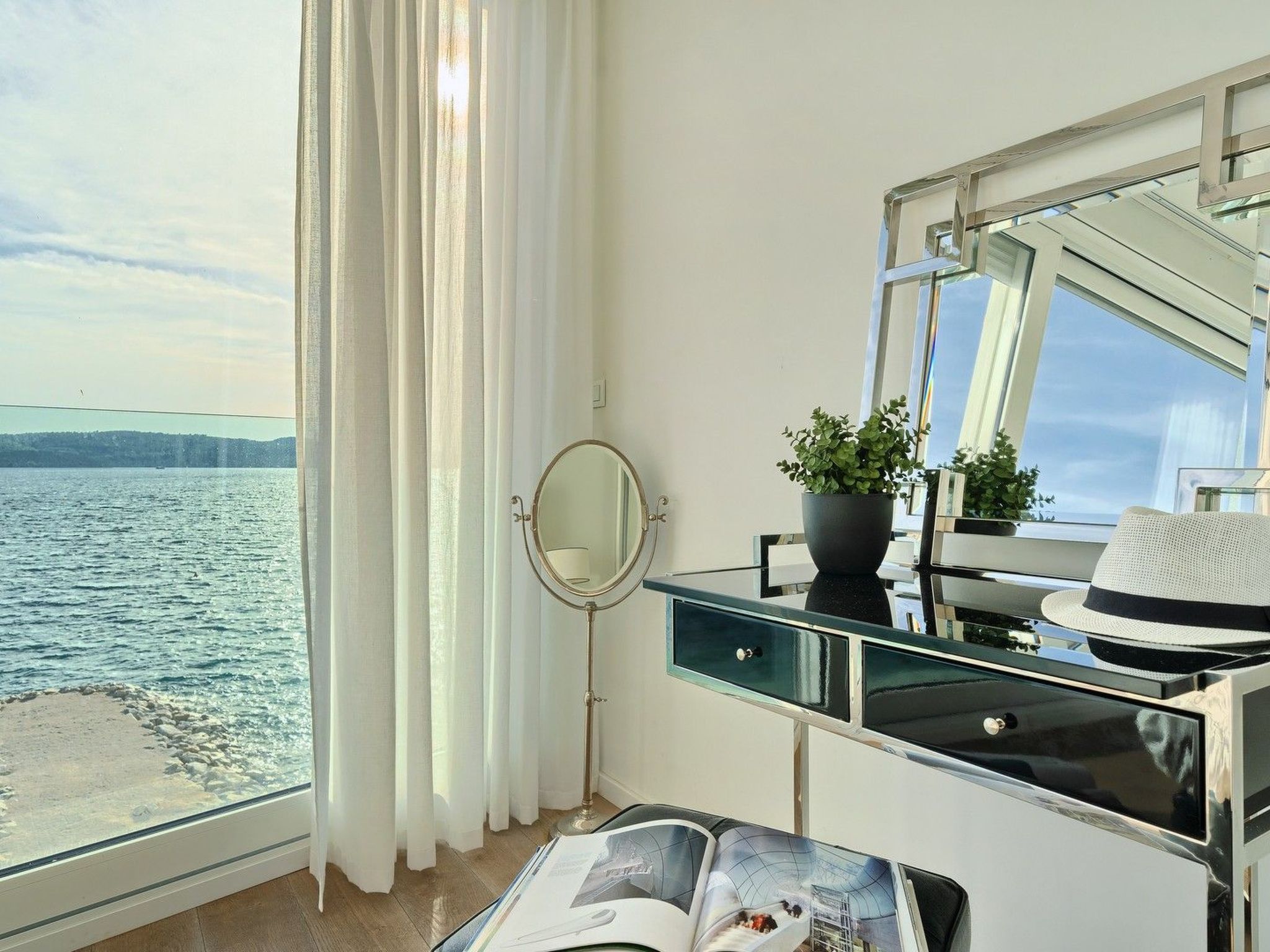 Luxuriöse Fünf-Sterne-Ferienvilla Astra Azzurra-Dedans