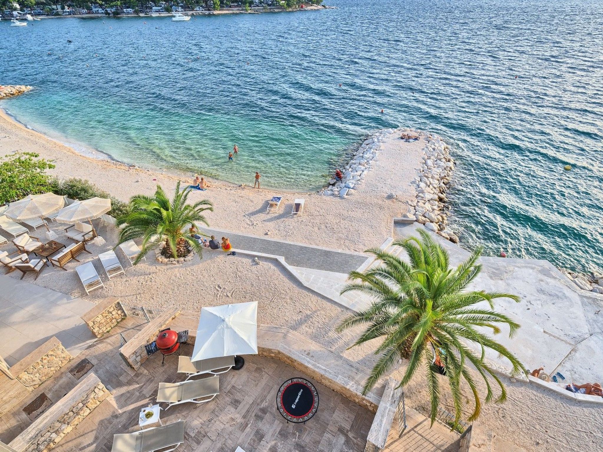 Luxuriöse Fünf-Sterne-Ferienvilla Astra Azzurra-Dehors