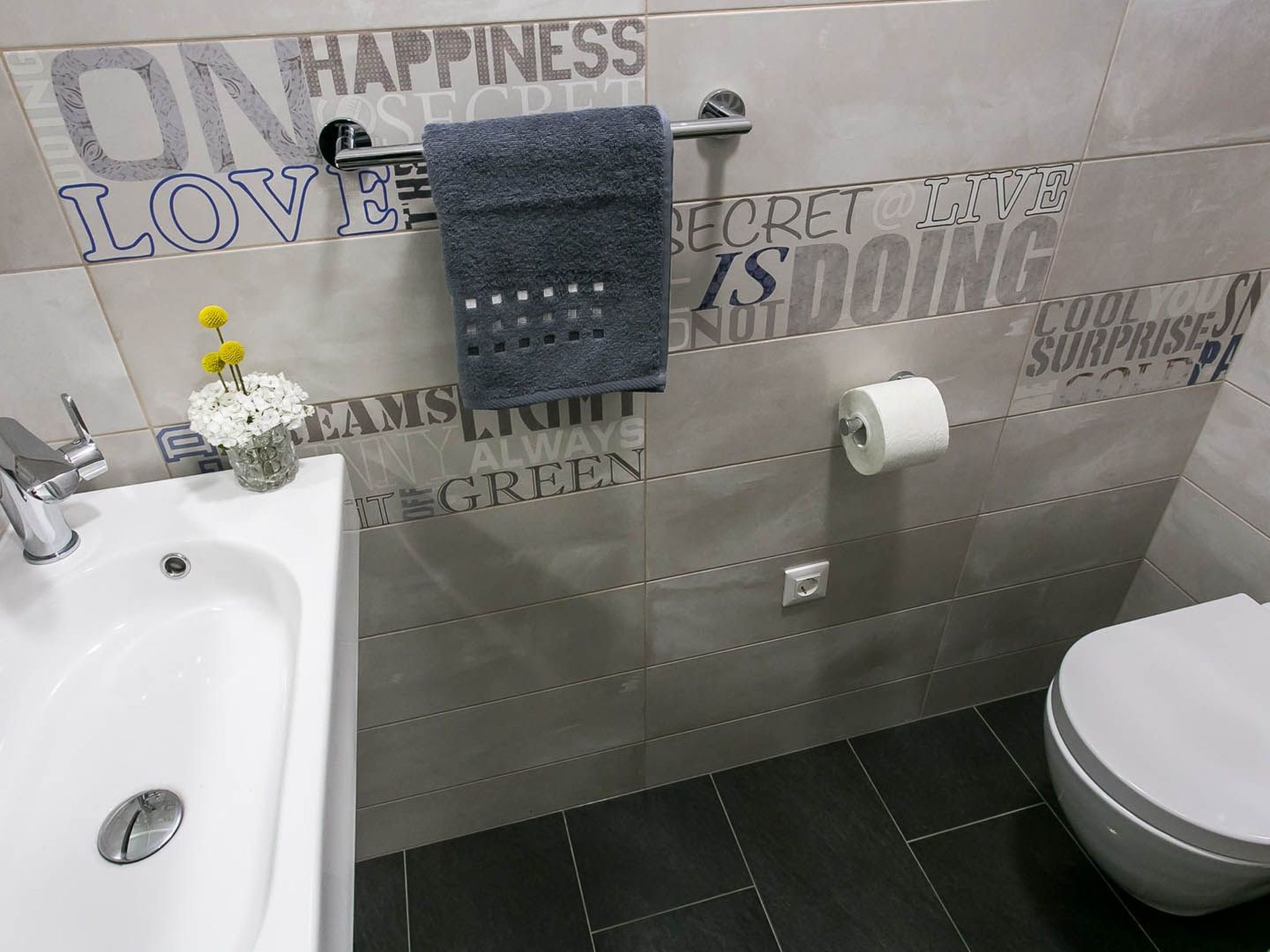 Wohnung "Irena III" mit Blick auf das Wasser-Image-tags.info