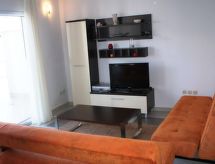 Wohnung 1 im Erdgeschos mit Terrasse und Meerblick