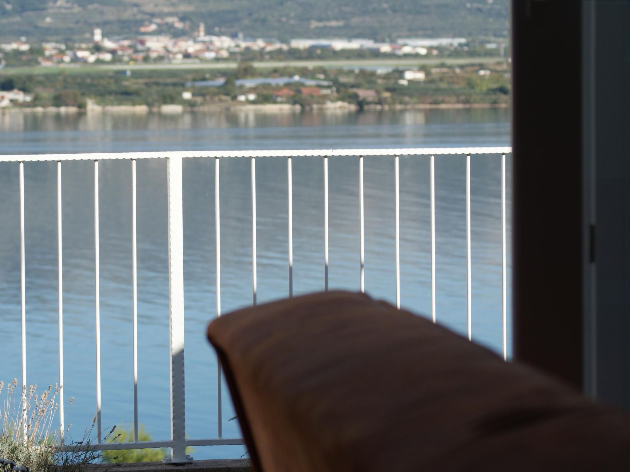 Wohnung 1 im Erdgeschos mit Terrasse und Meerblick-Image-tags.info