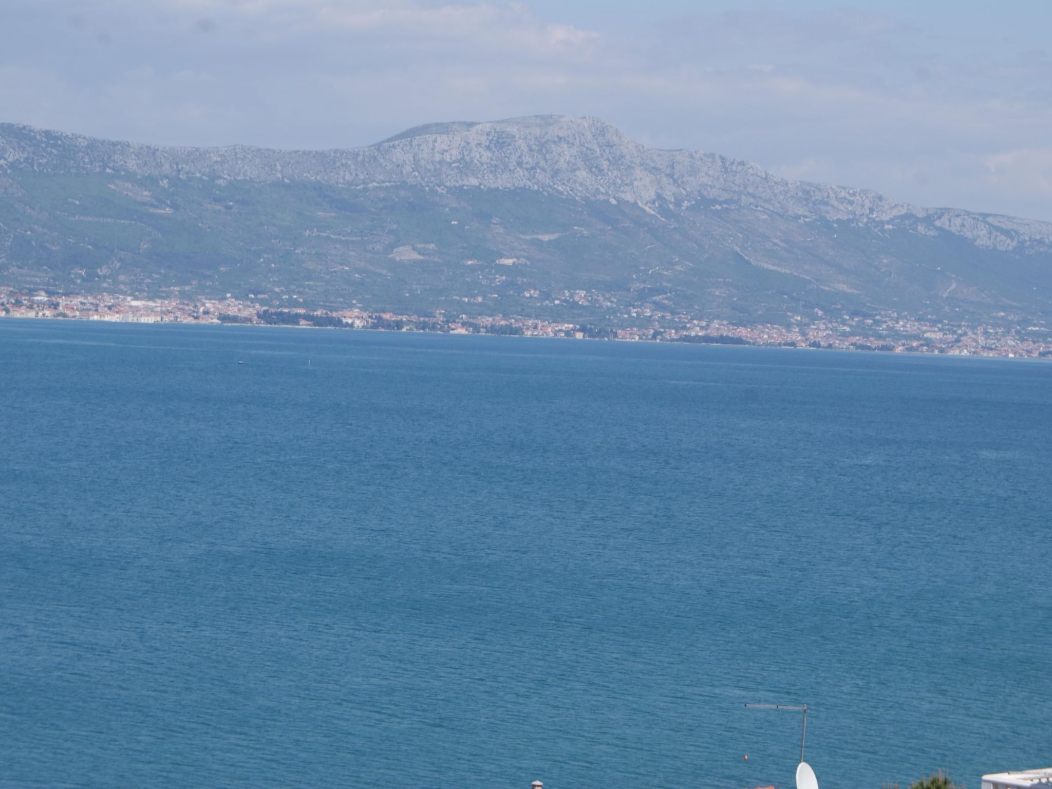 Wohnung mit herrlichen Blick aufs Meer und Grill-Image-tags.info