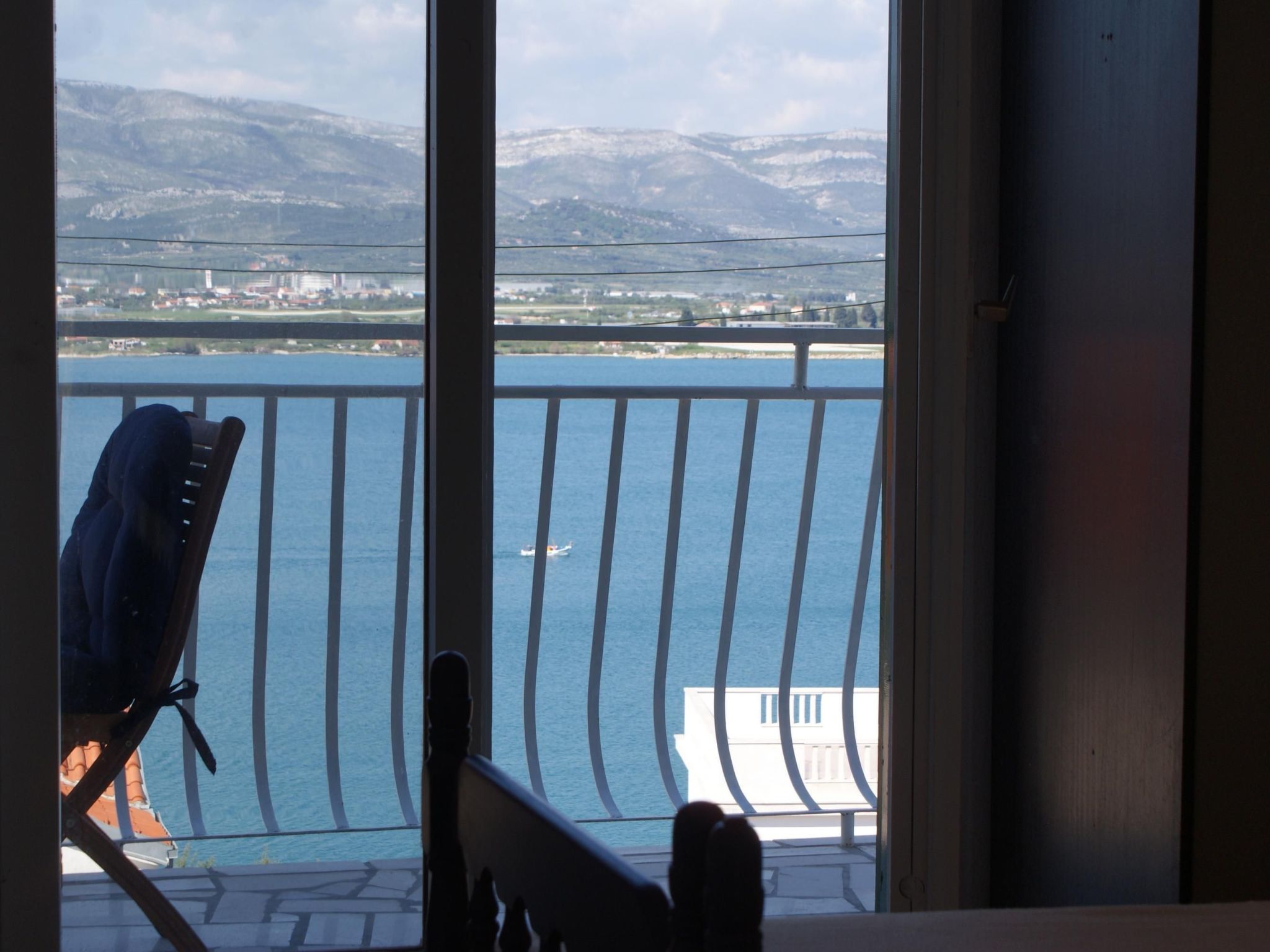 Wohnung mit herrlichen Blick aufs Meer und Grill-Image-tags.info