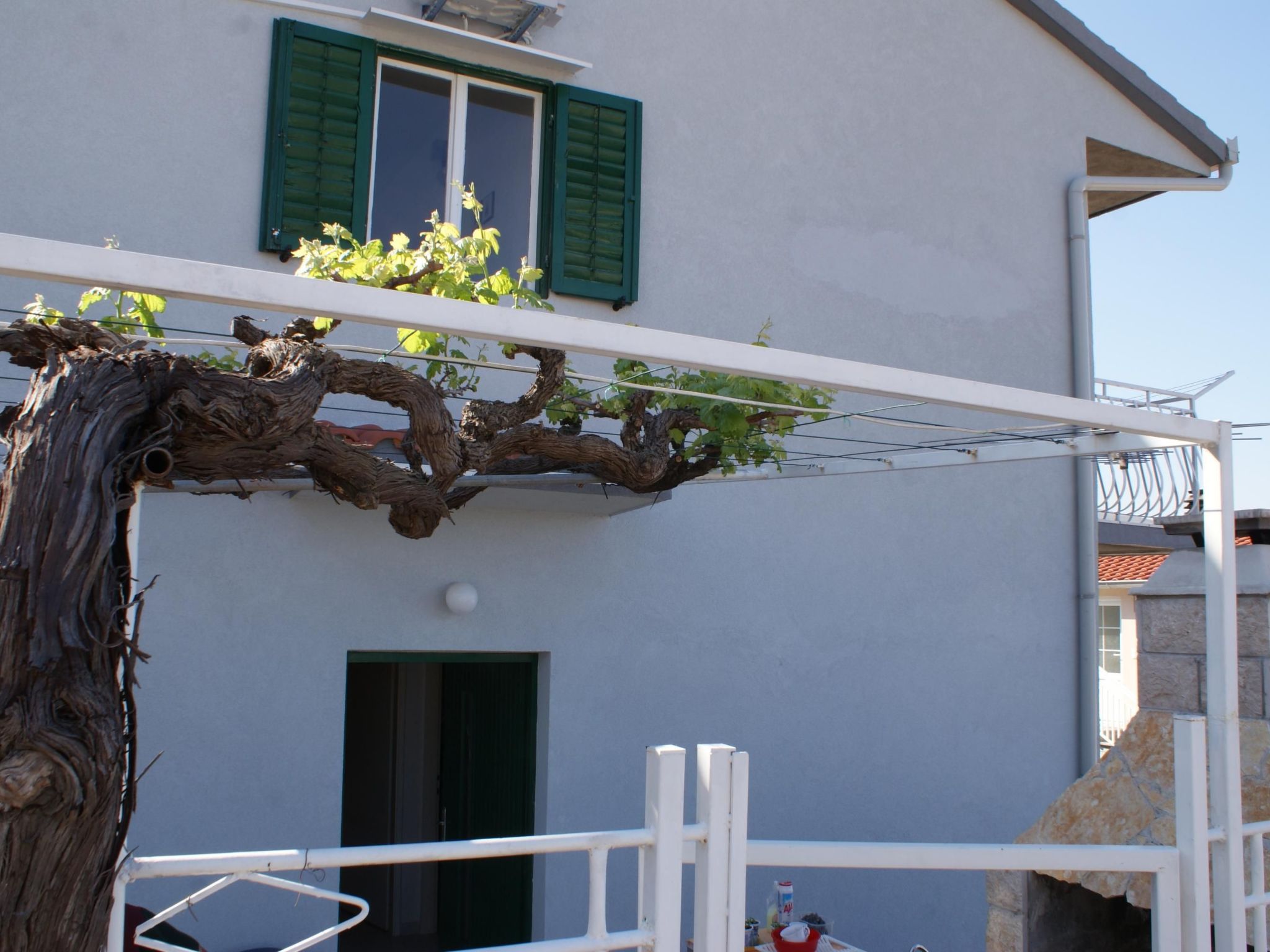 Wohnung mit herrlichen Blick aufs Meer und Grill-Image-tags.info