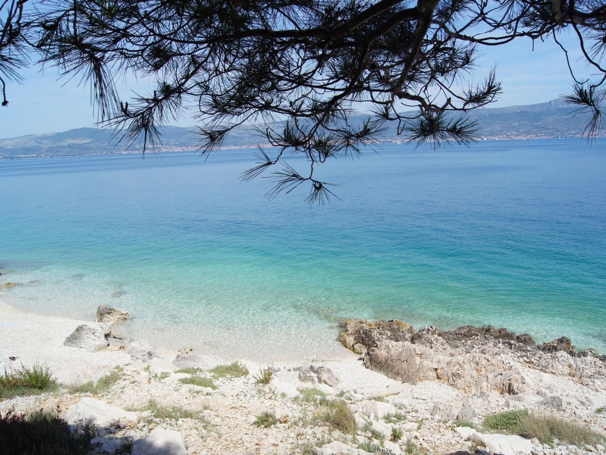 Wohnung mit Grill, Terrasse und Garten-Drinnen