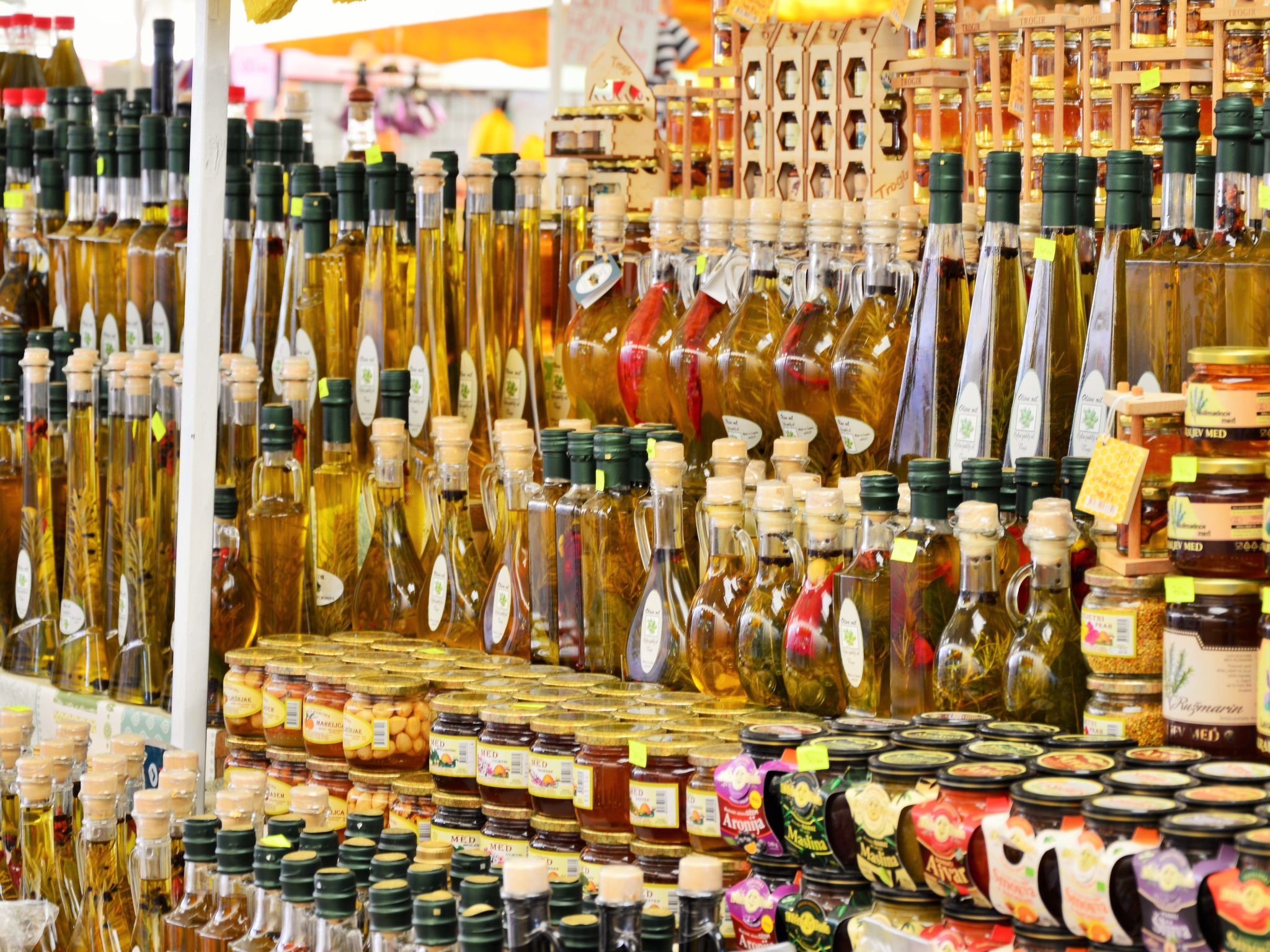 Wohnung mit Grill, Terrasse und Garten-Drinnen