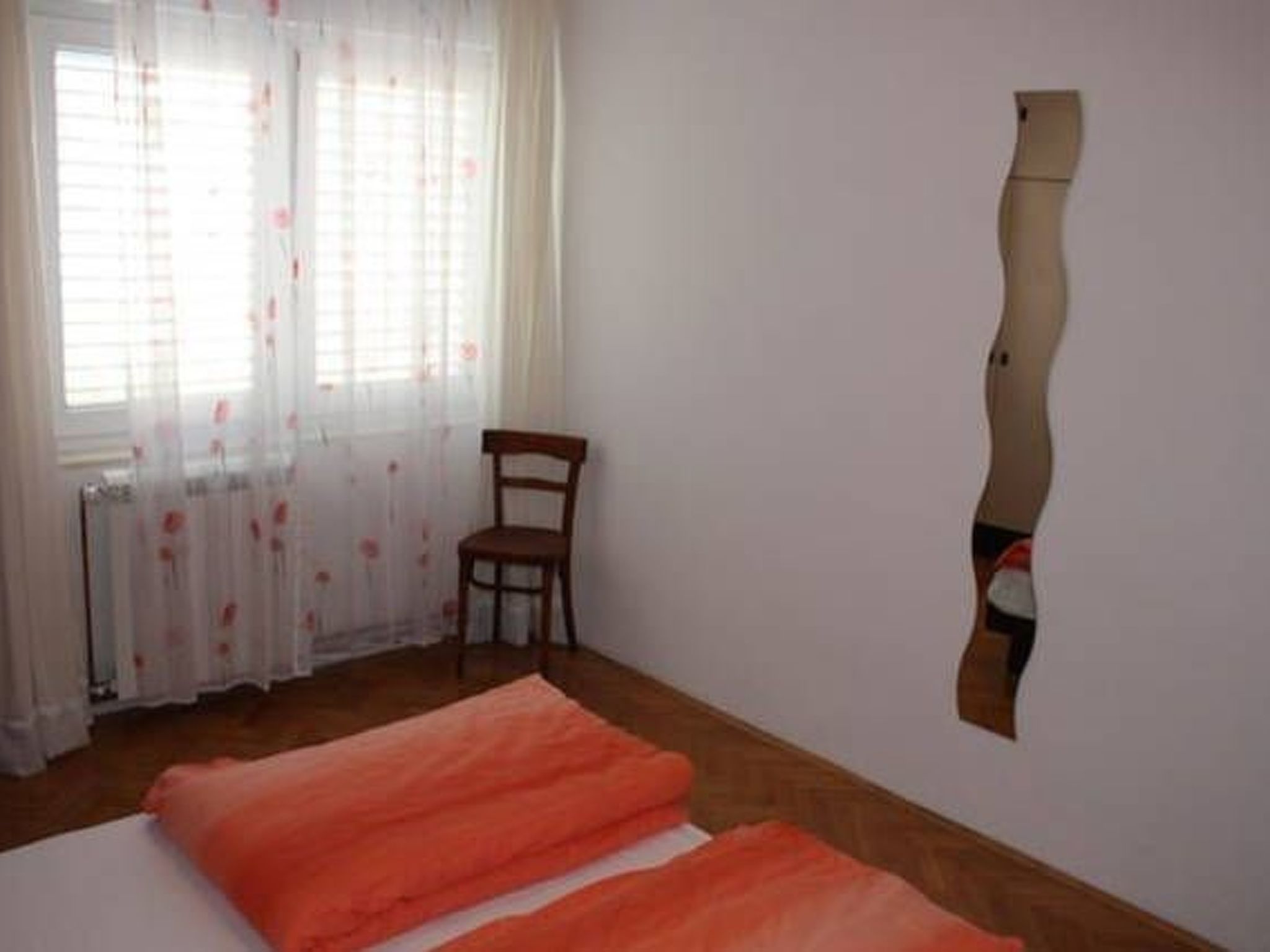 Wohnung in Seget Donji mit Grill und Garten-Image-tags.info