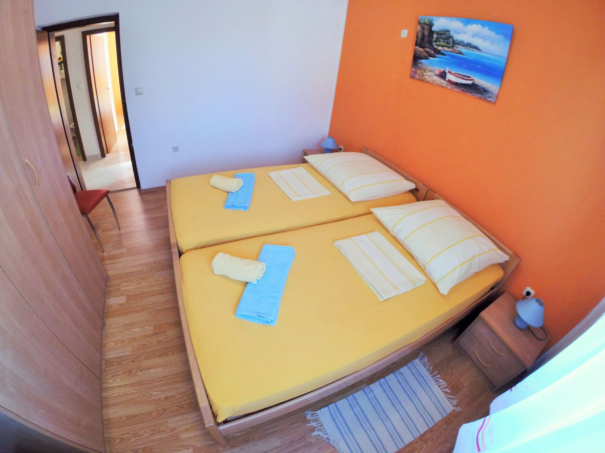 Erdgeschosswohnung mit viel Komfort und Terrasse-Drinnen