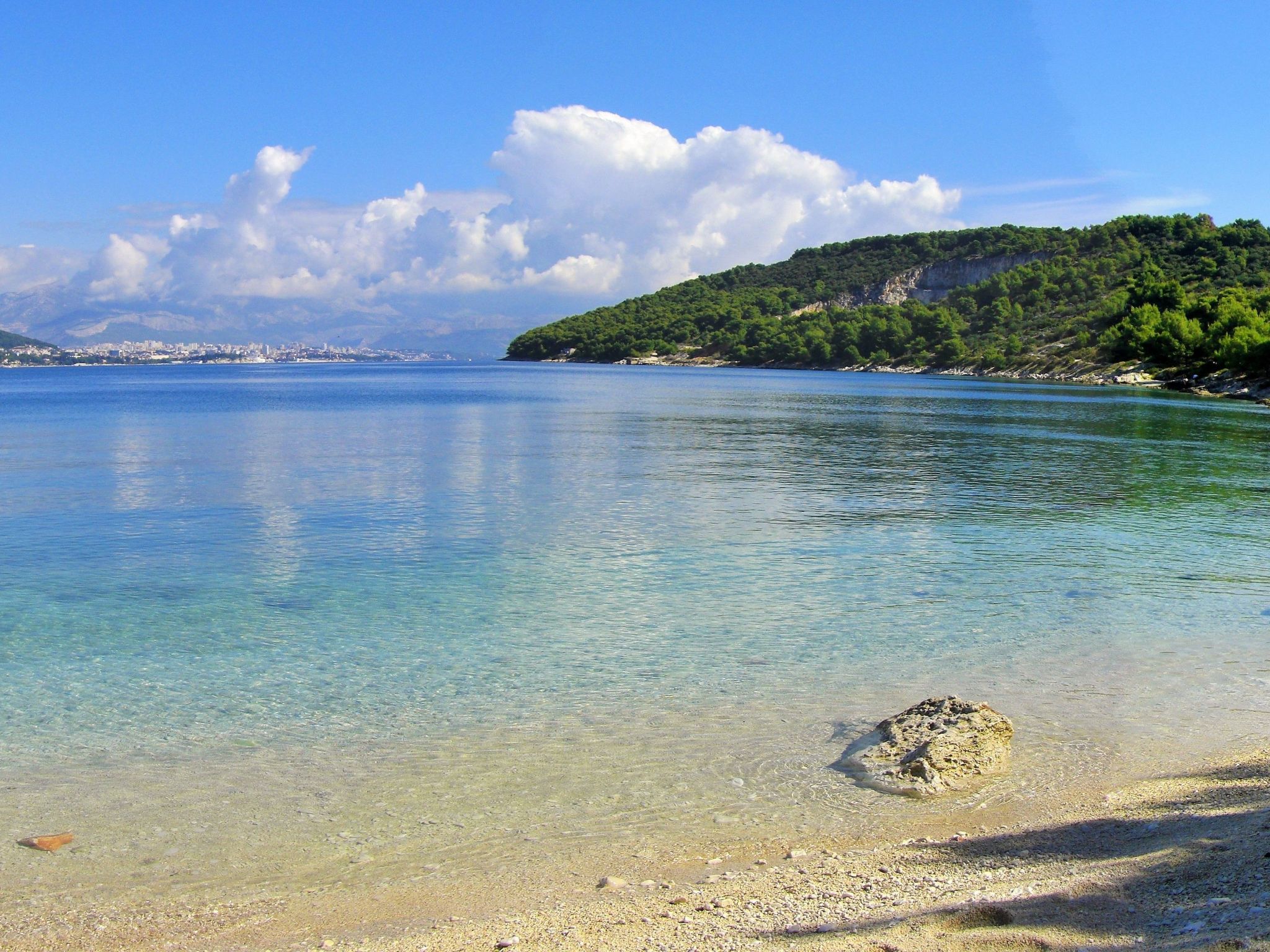 Erdgeschosswohnung mit viel Komfort und Terrasse-Drinnen