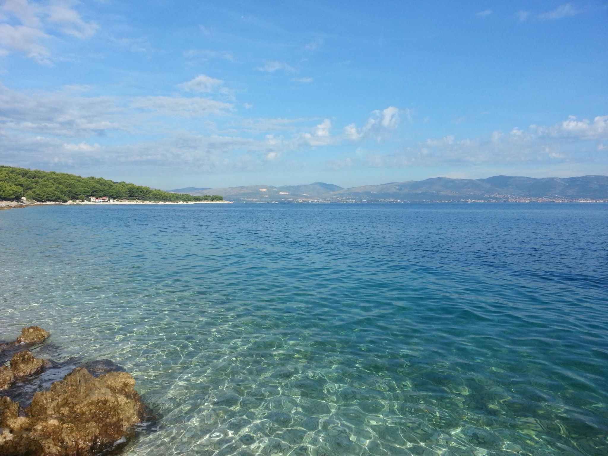 Erdgeschosswohnung mit viel Komfort und Terrasse-Drinnen