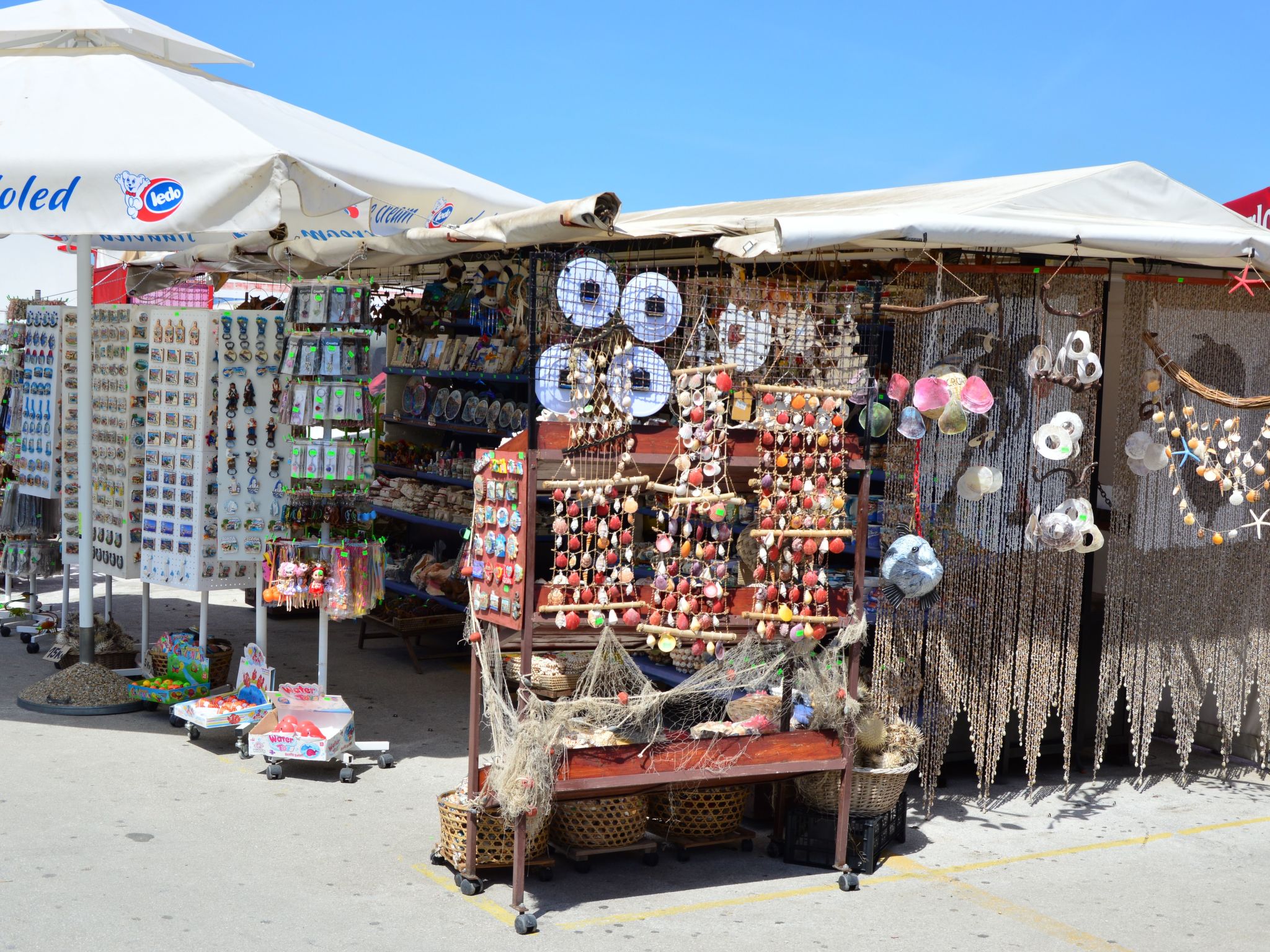 Erdgeschosswohnung mit viel Komfort und Terrasse-Drinnen