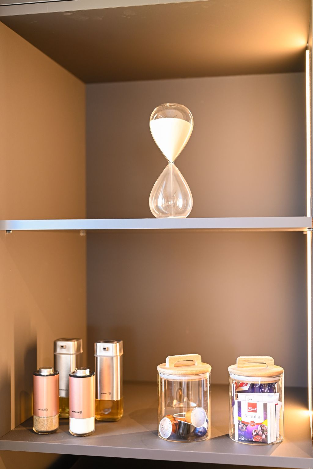 NOIR Design-Wohnung-Image-tags.info