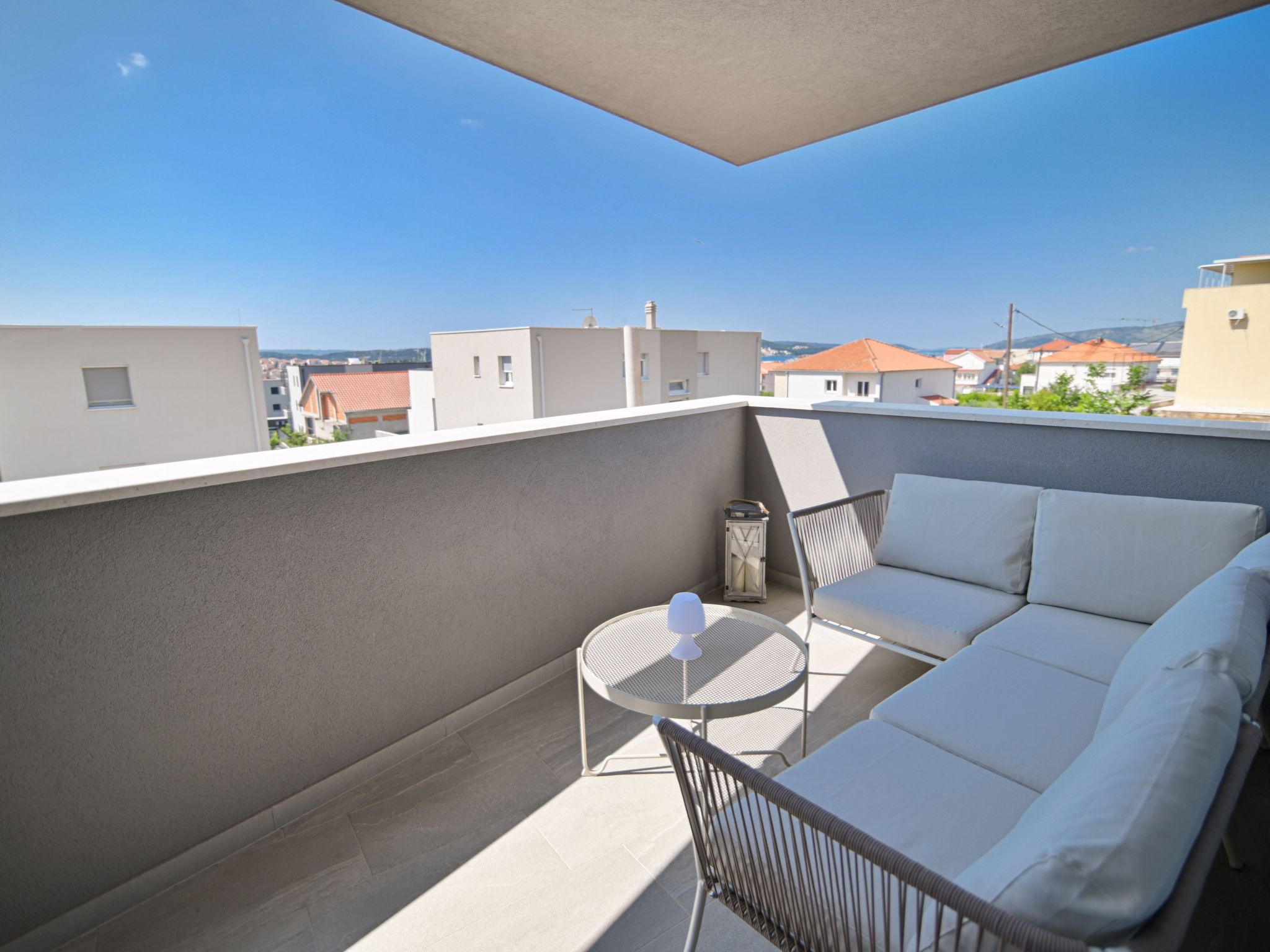 NOIR Design-Wohnung-Image-tags.info