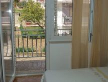 Romantisch Balkonappartement op 200m van Zee in Trogir - thumbnail 5
