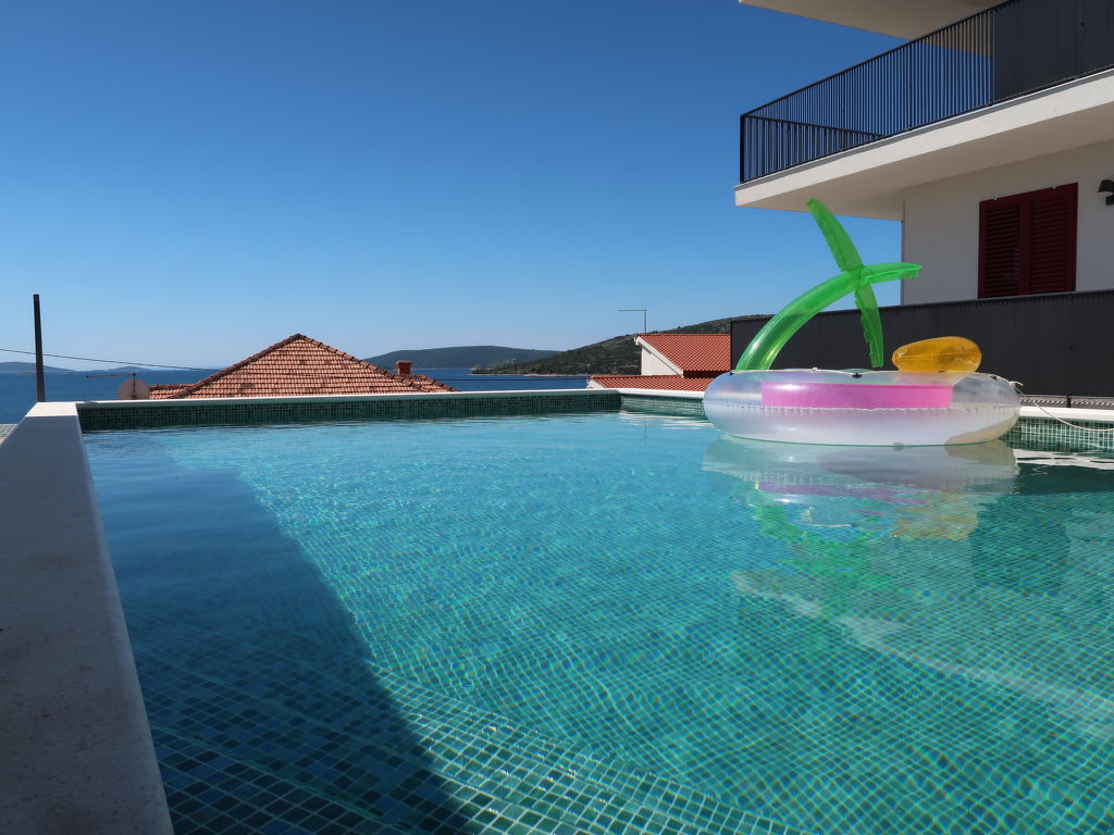 Ferienhaus Viva-by the sea-by the pool Ferienhaus  Split Riviera