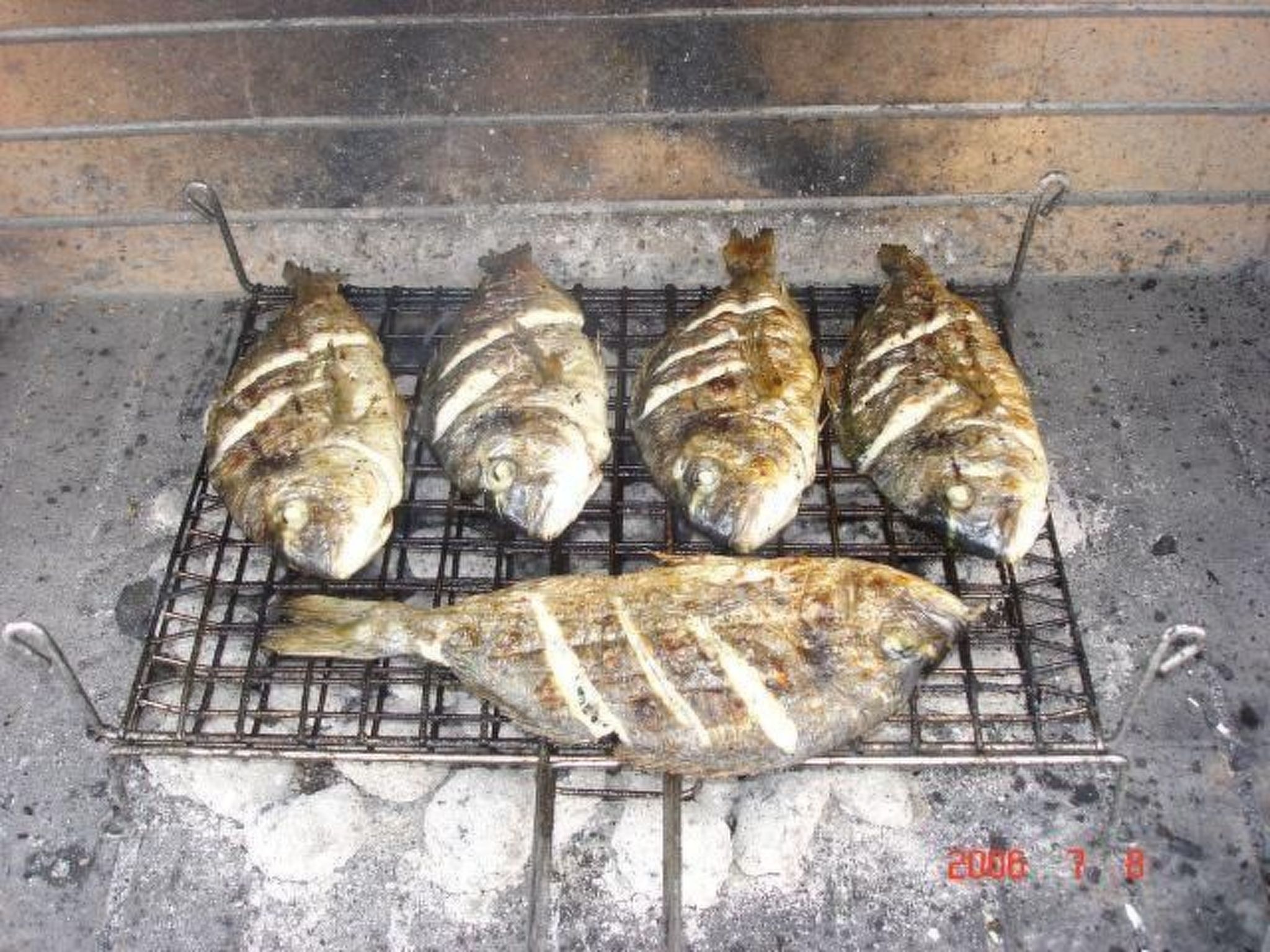 Mit Terrasse, Pool und Strandzugang - Image-tags.info