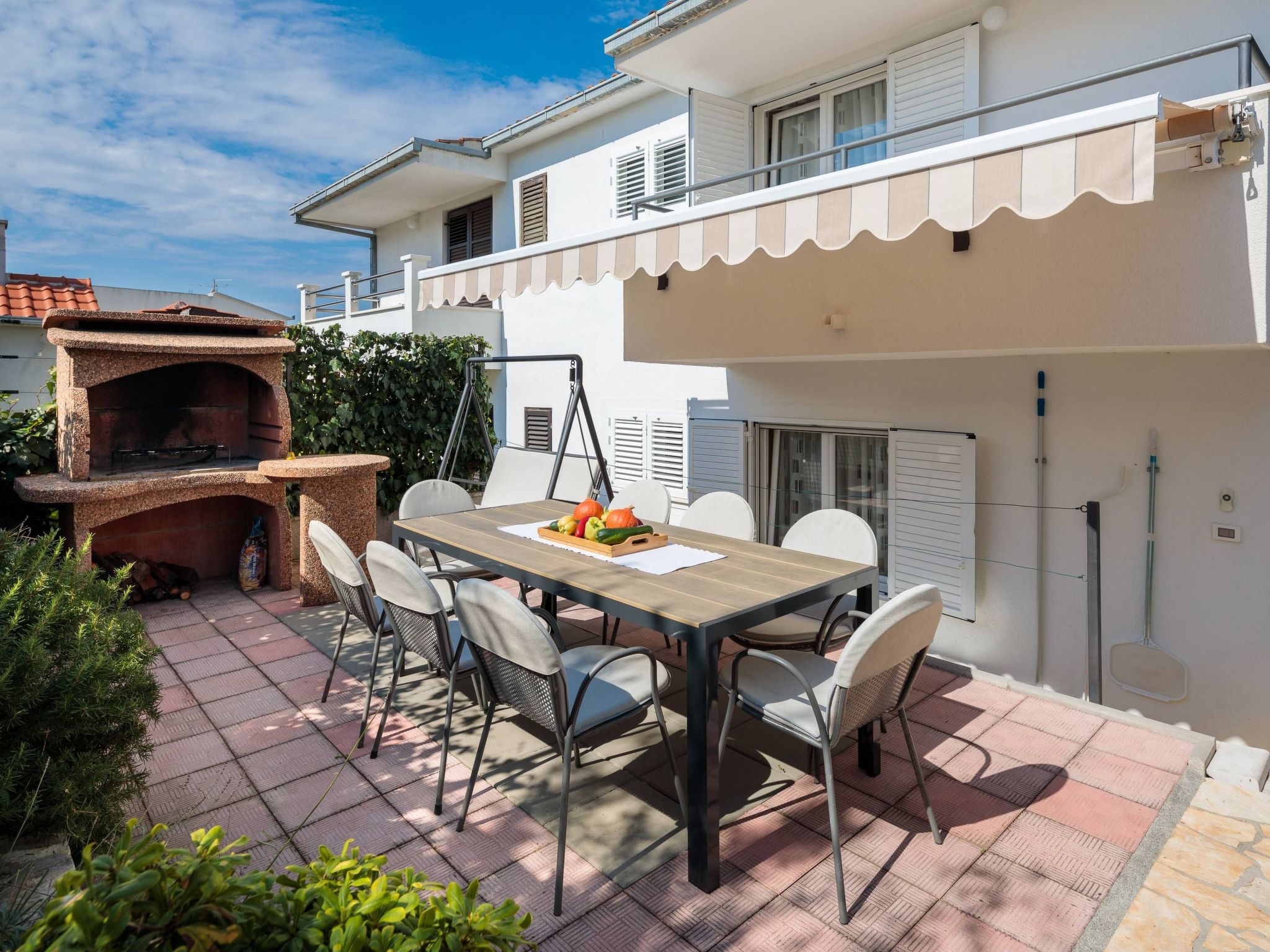 "Villa Silvio" mit Blick auf das Wasser-Outside