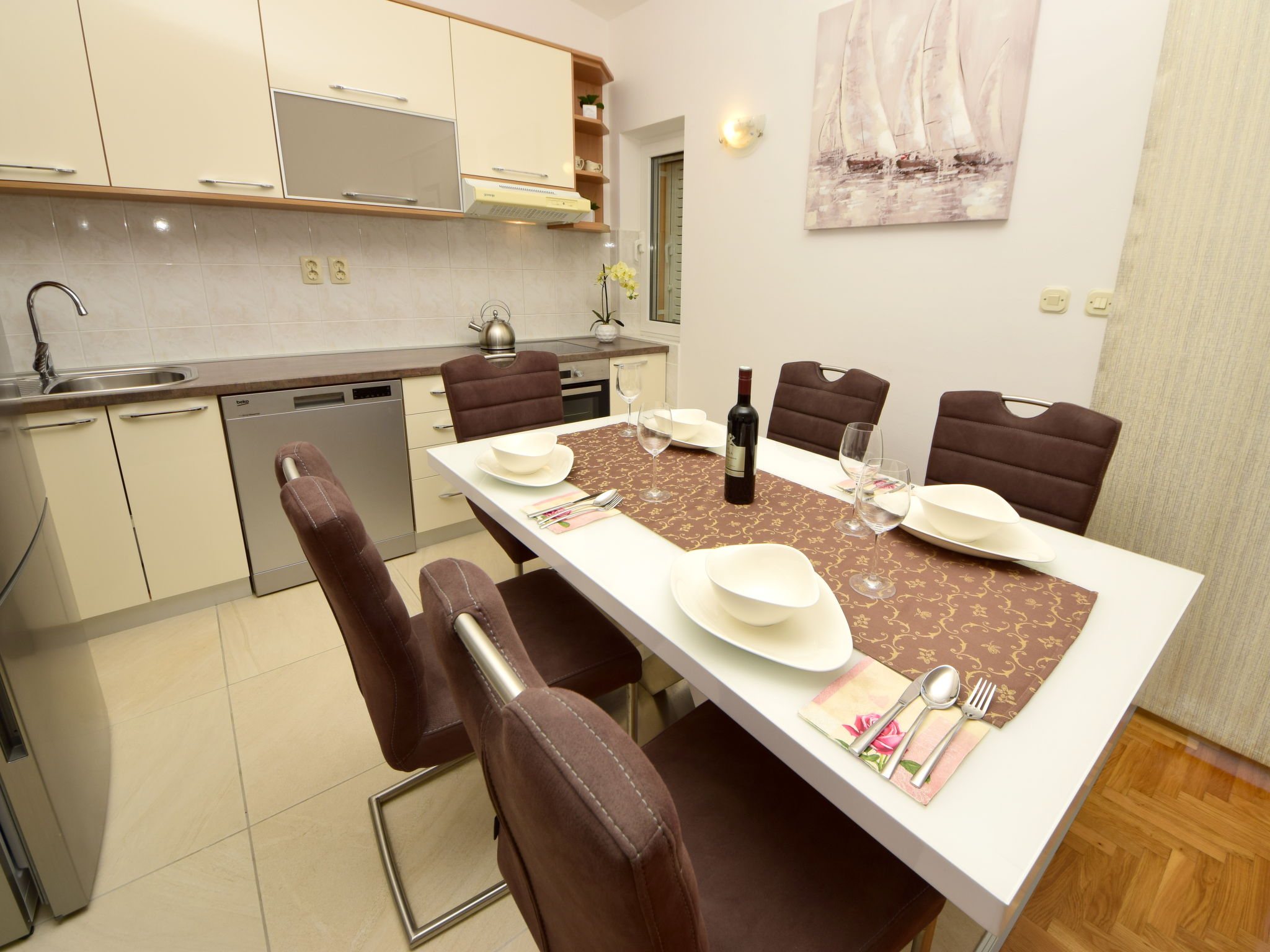 Appartement Mornar – Cuisine et coin repas, photo 6 sur 30