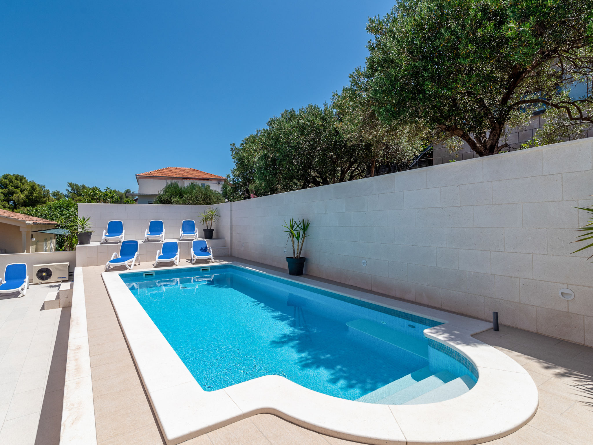 Mornar — Pool Outdoor (2 of 30)
