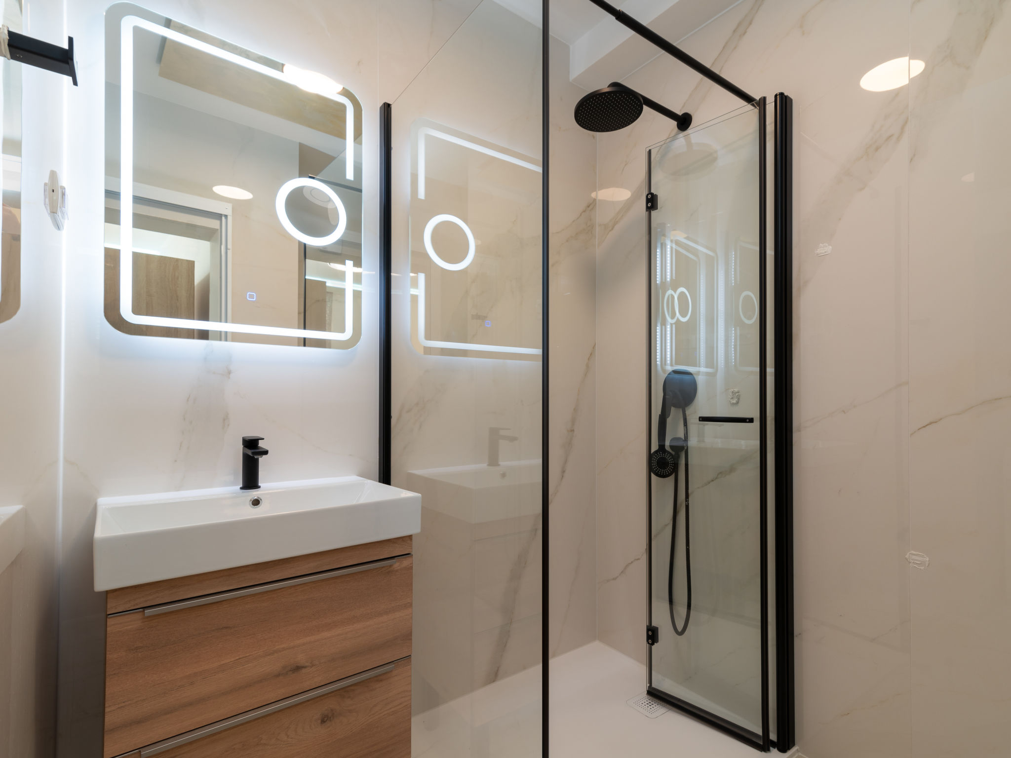 Appartement Mornar – Salle de bains, photo 24 sur 44