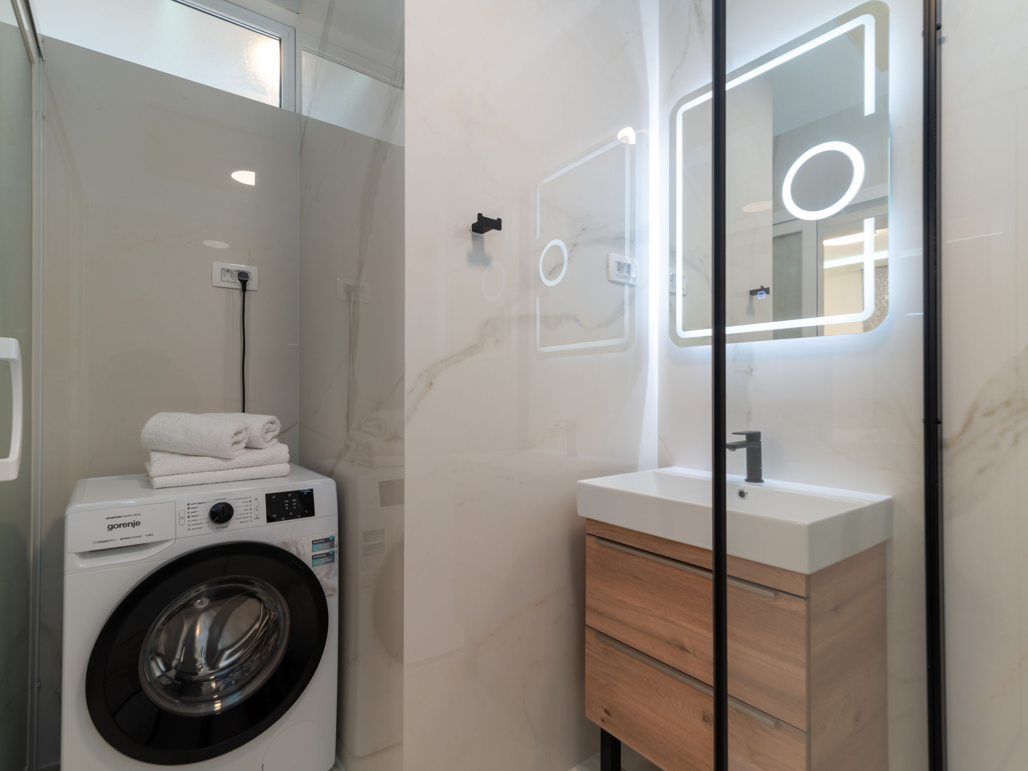 Appartement Mornar – Salle de bains, photo 8 sur 44
