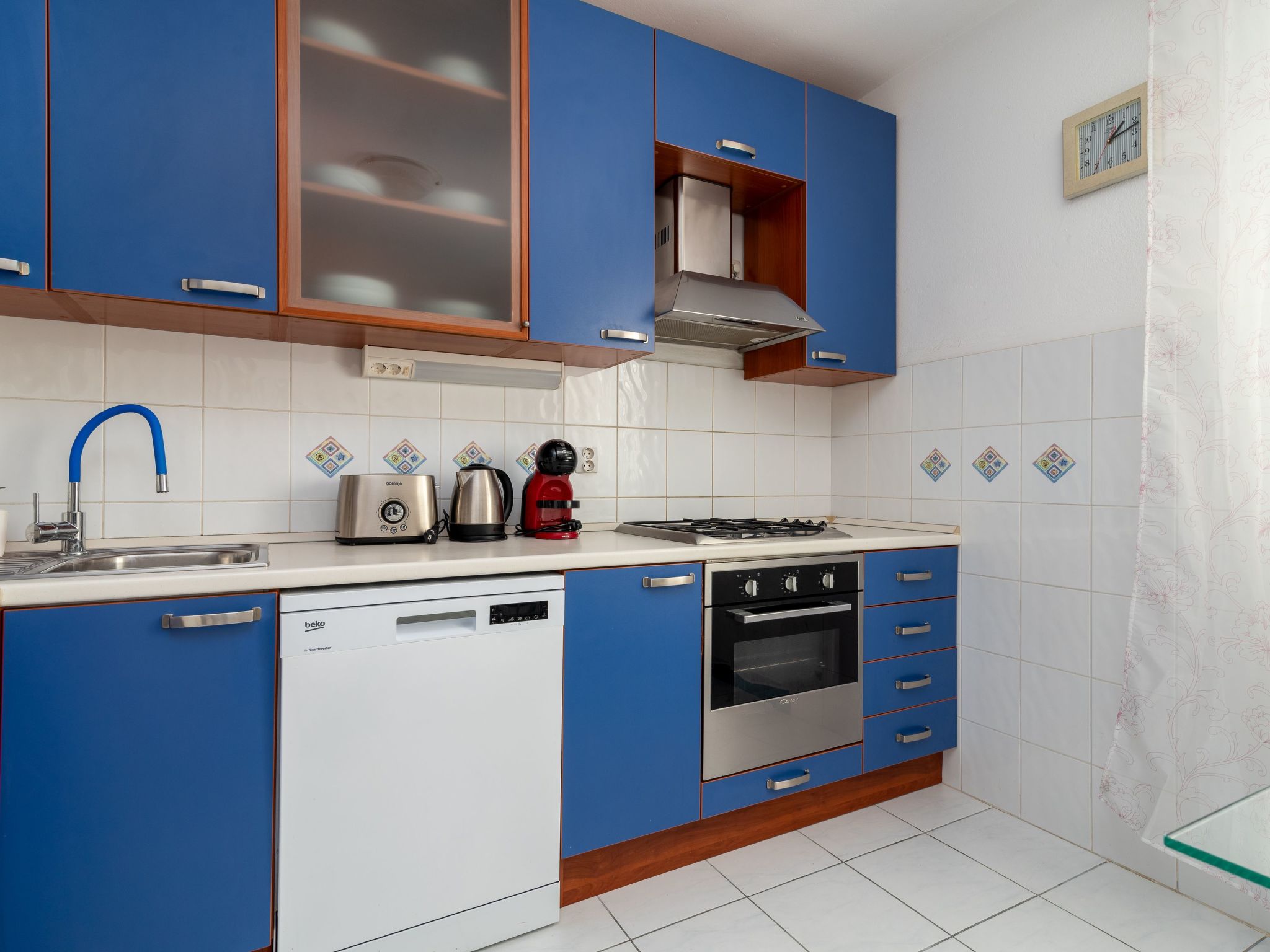 Wohnung Anita mit großem Balkon und Meerblick-Image-tags.info