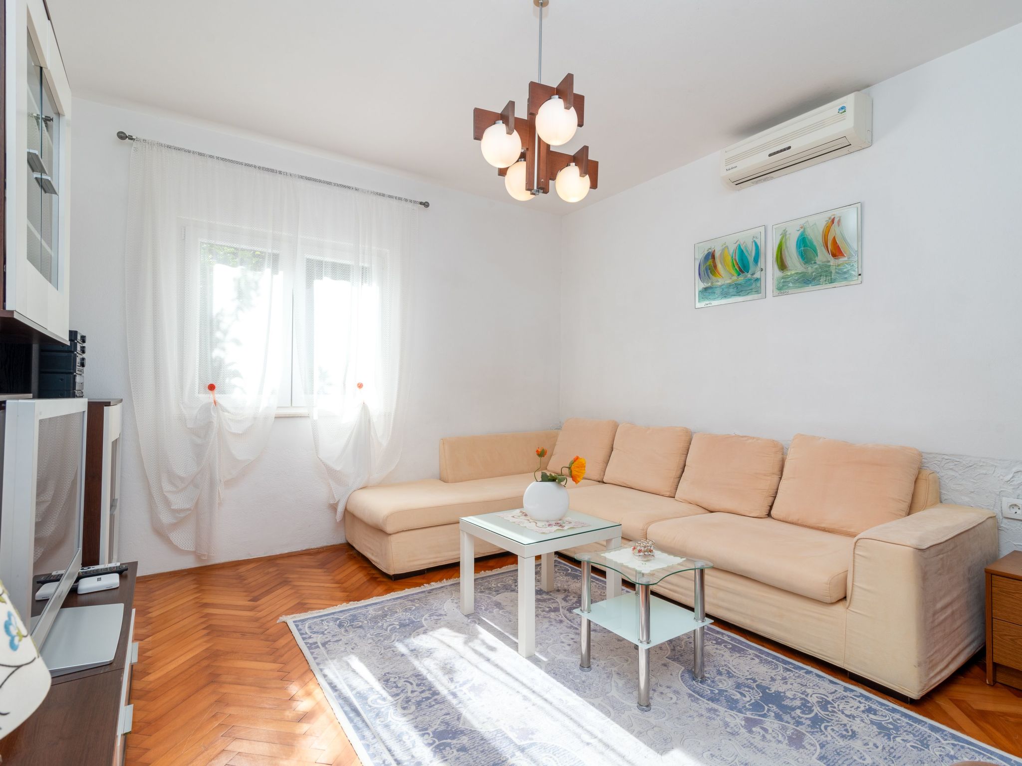 Wohnung Anita mit großem Balkon und Meerblick-Image-tags.info