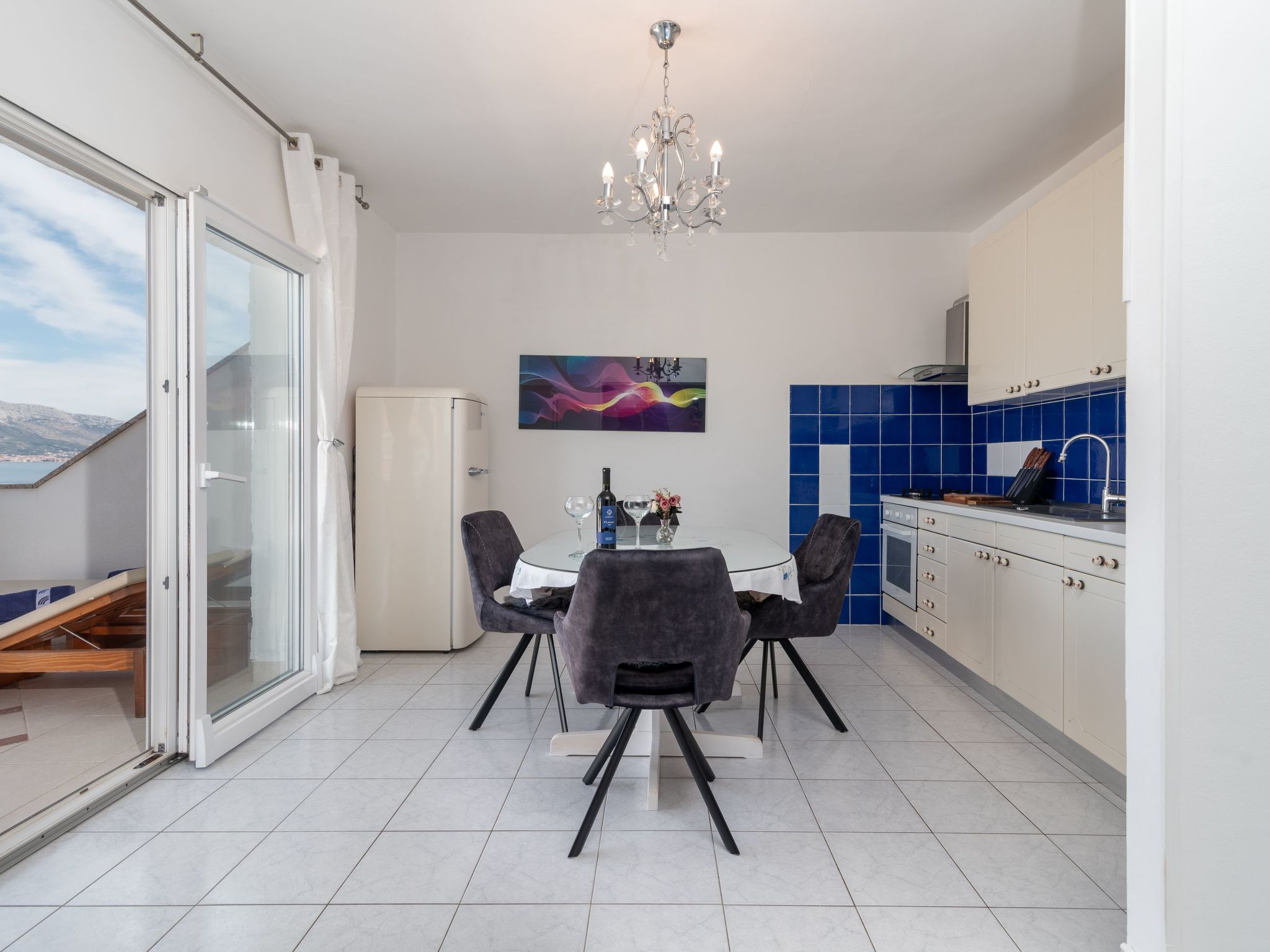 Geräumige Ferienwohnung mit Meerblick-Binnen