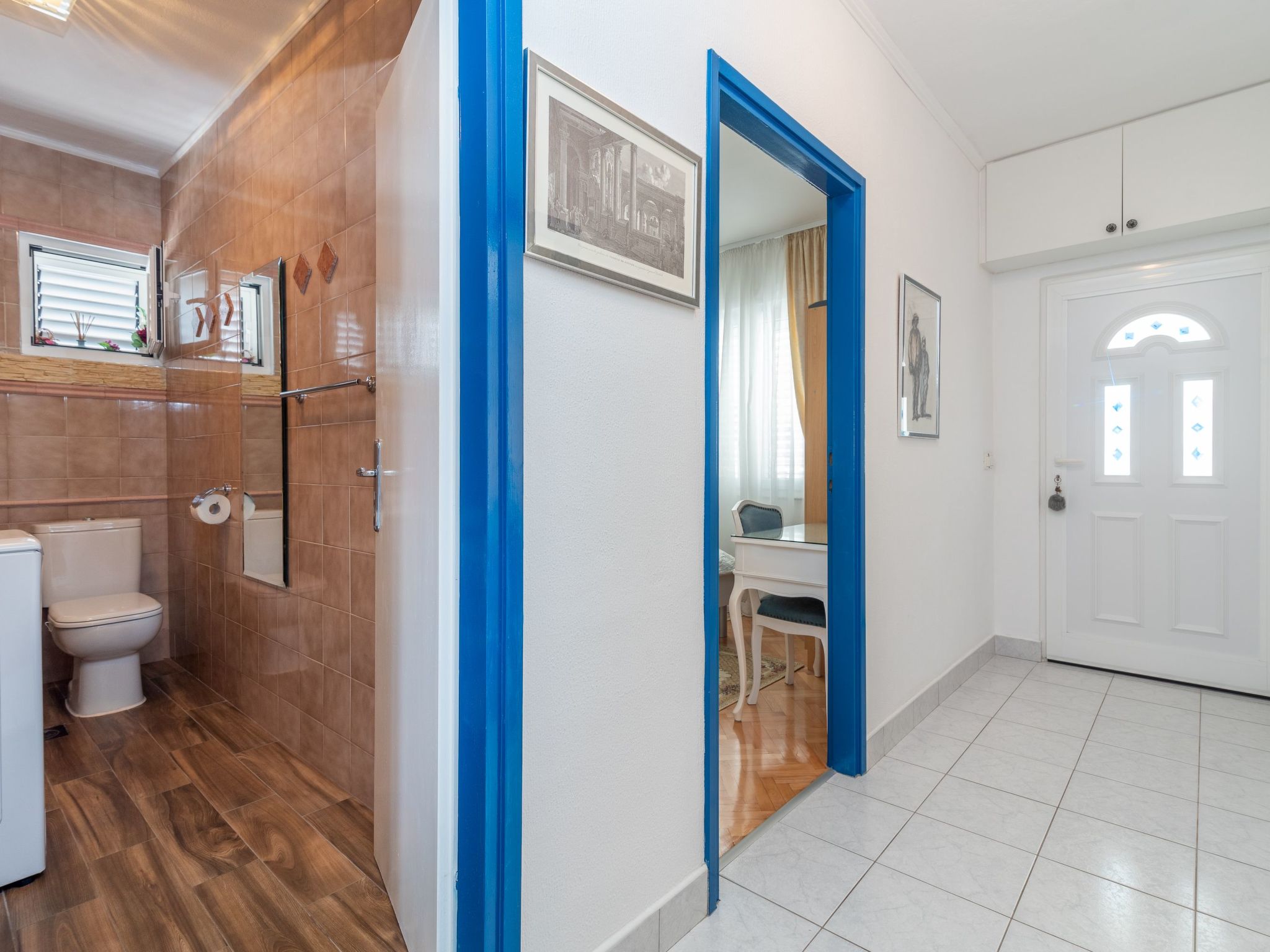 Geräumige Ferienwohnung mit Meerblick-Binnen