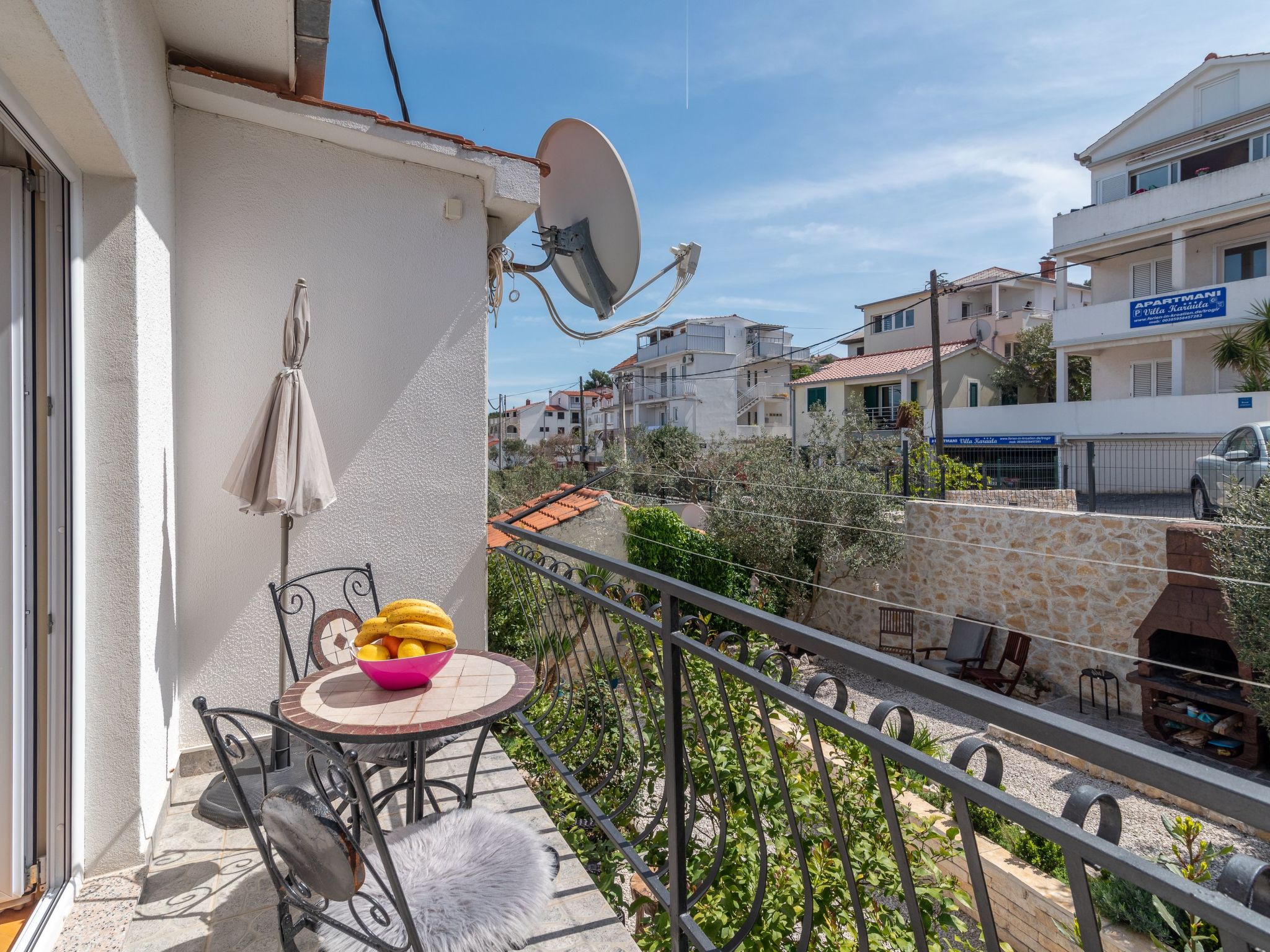 Geräumige Ferienwohnung mit Meerblick-Binnen