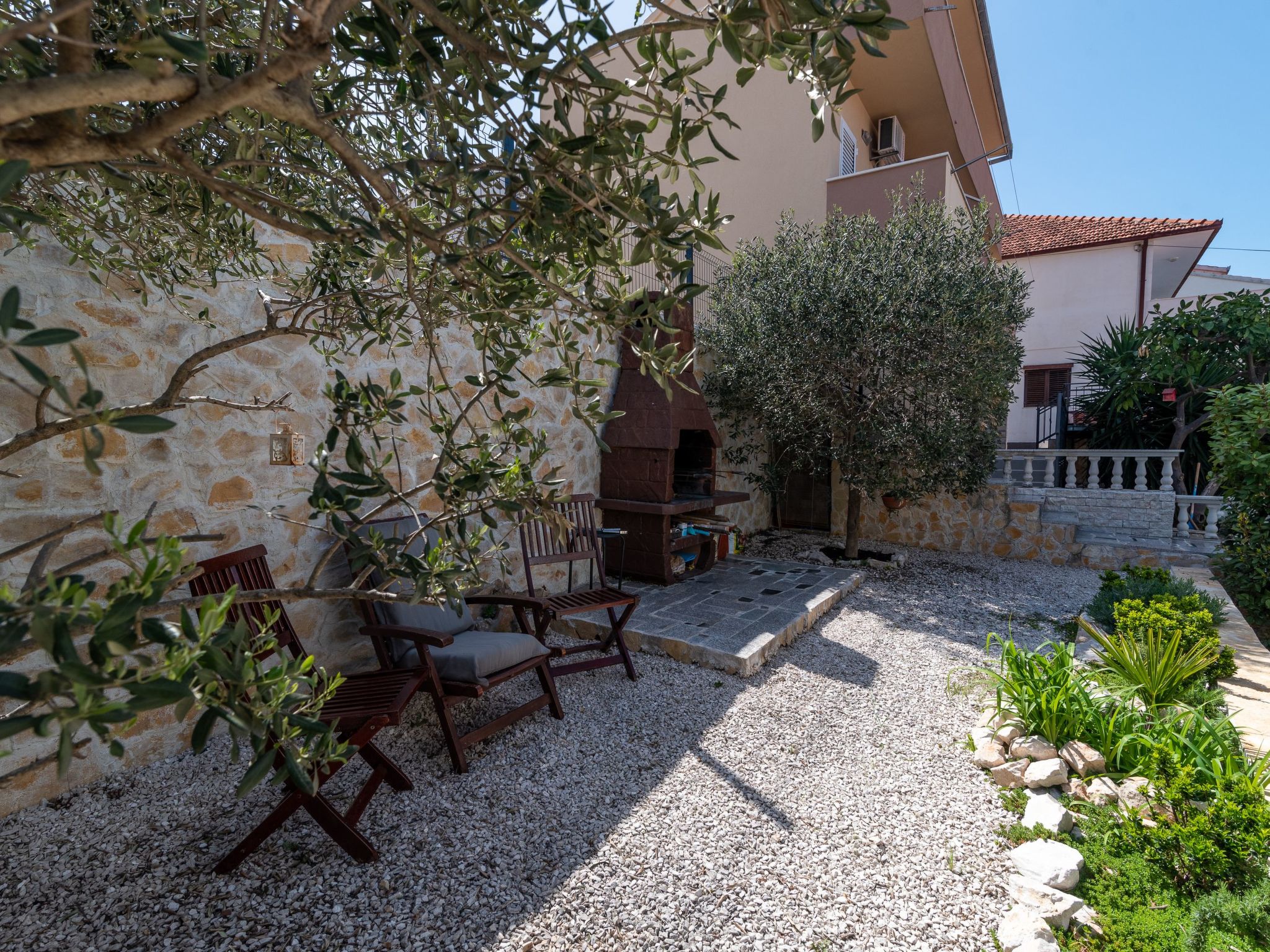 Geräumige Ferienwohnung mit Meerblick-Binnen