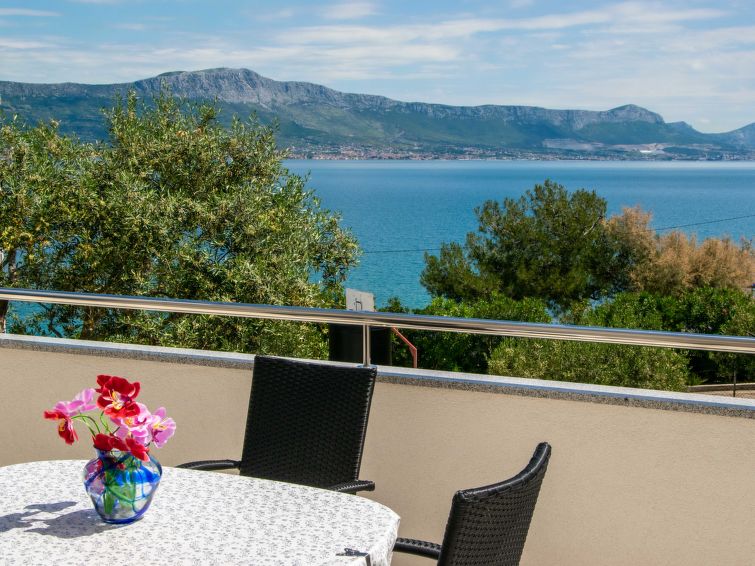 4-persoons appartement aan zee in Slatine, Trogir · 4 pers. in Slatine