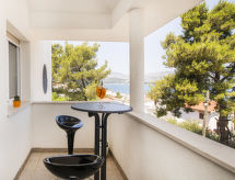 Appartement Anđa: Zonovergoten vakantie aan zee in Slatine, vlakbij Trogir - thumbnail 4