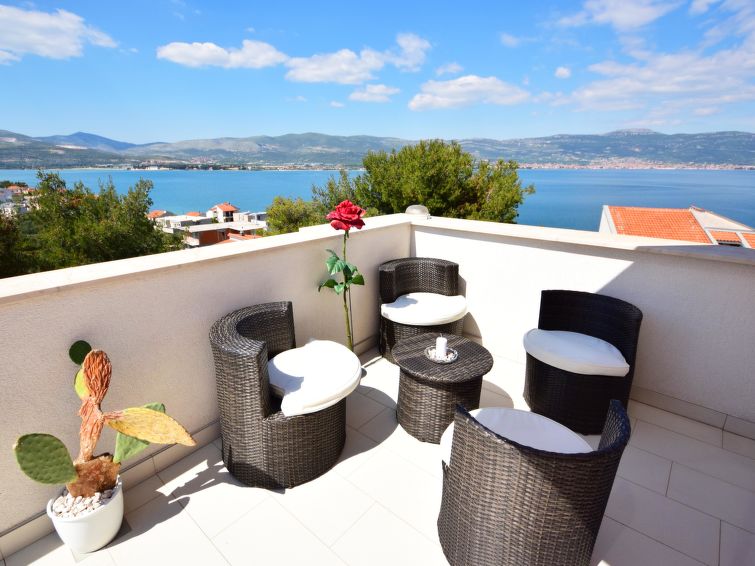 Search and Stay destination Slatine, Splitsko-dalmatinska županija - Croatia from AU$ 136. Anđa