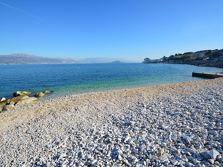 Search and Stay, undefined in undefined. Gallery position 3