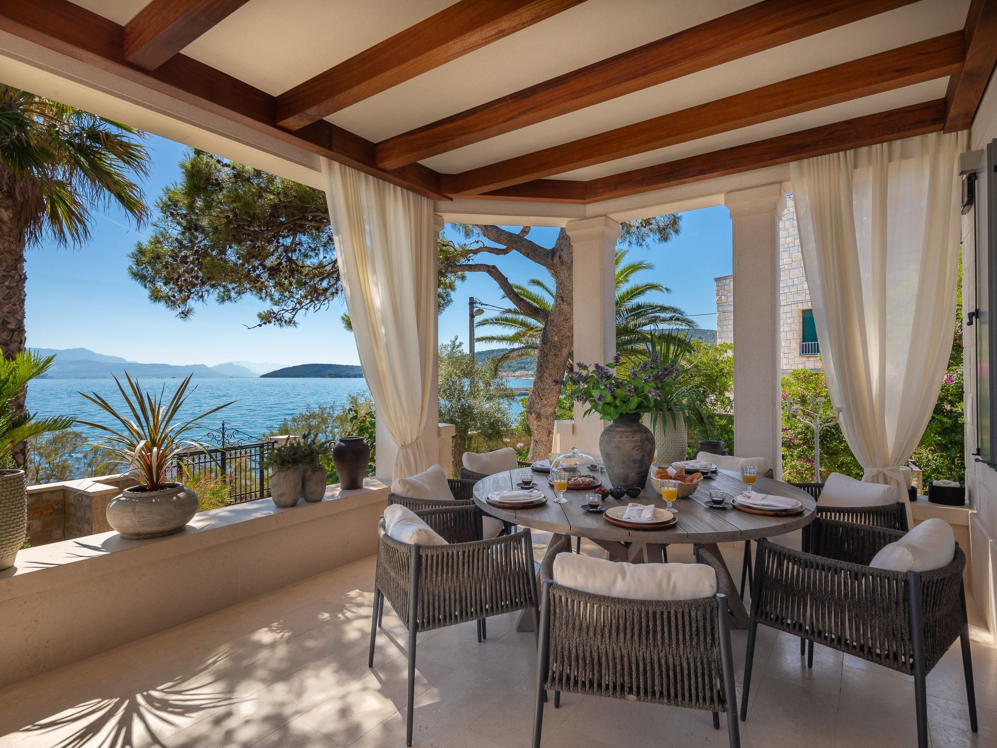 Villa L'orizzonte mit Außenküche in der Nähe von Trogir-Binnen