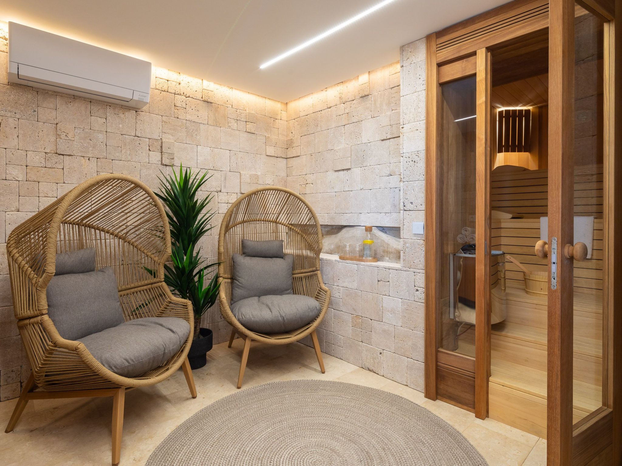 Villa L'orizzonte mit Außenküche in der Nähe von Trogir-Binnen