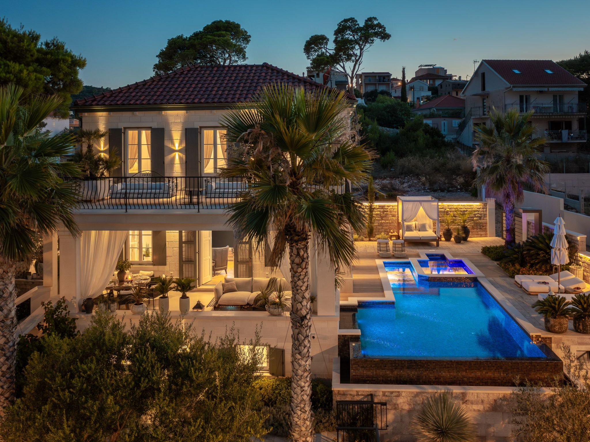 Villa L'orizzonte mit Außenküche in der Nähe von Trogir-Binnen