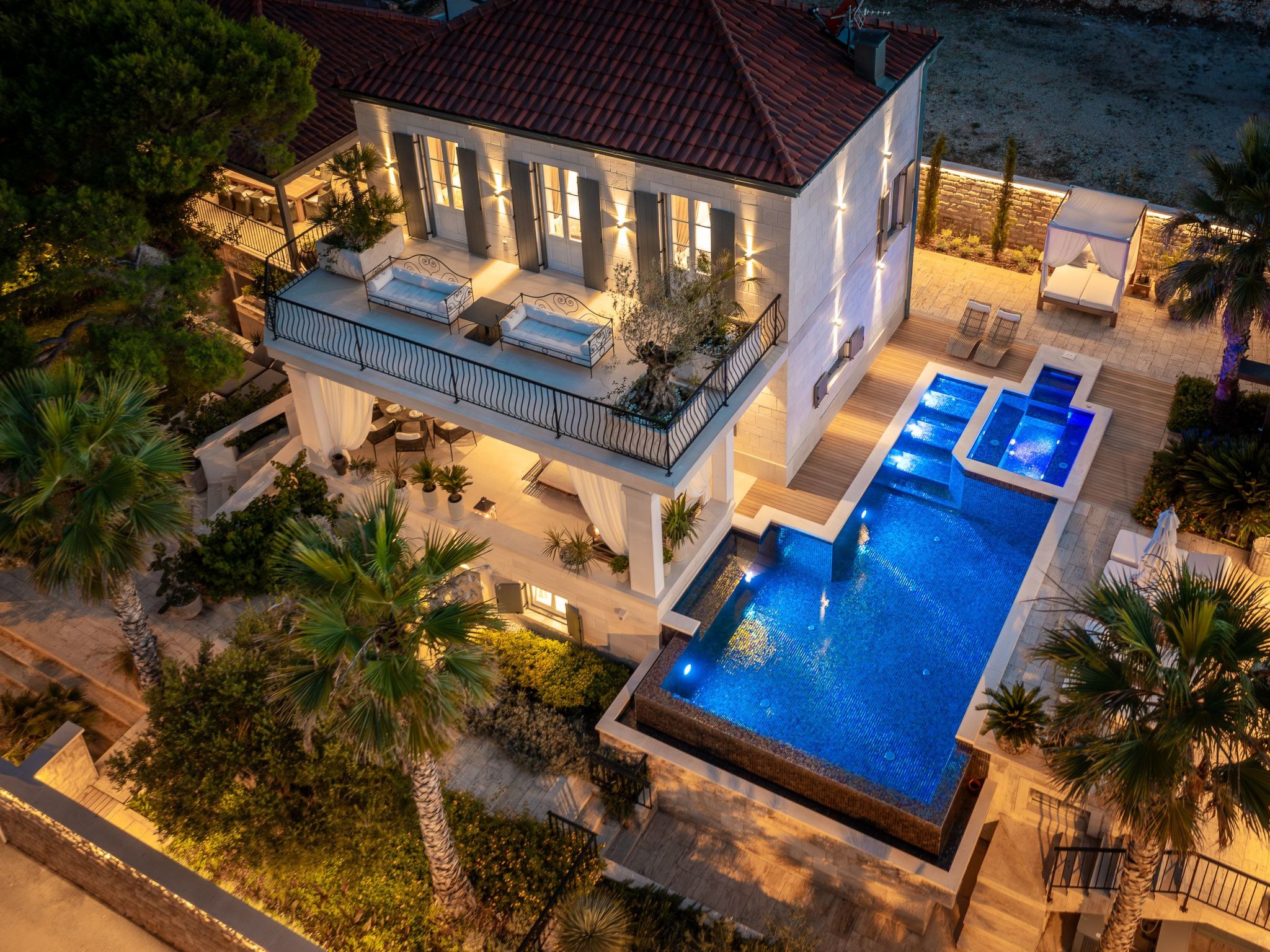 Villa L'orizzonte mit Außenküche in der Nähe von Trogir-Binnen