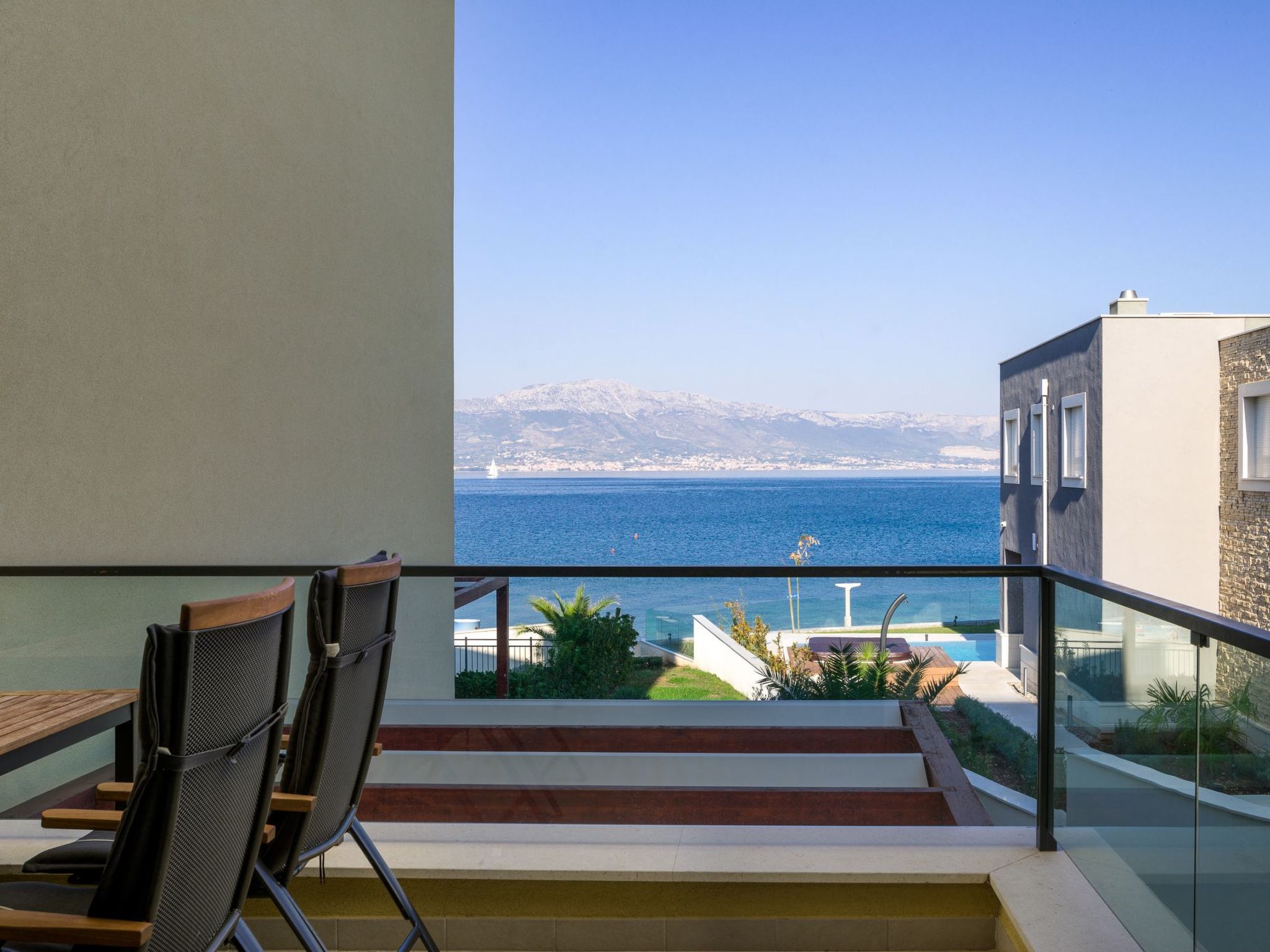 "Golden D2"-Image-tags.info