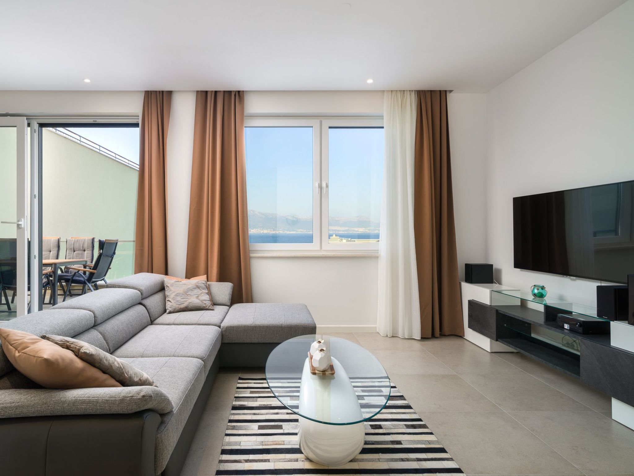 "Golden D3"-Image-tags.info