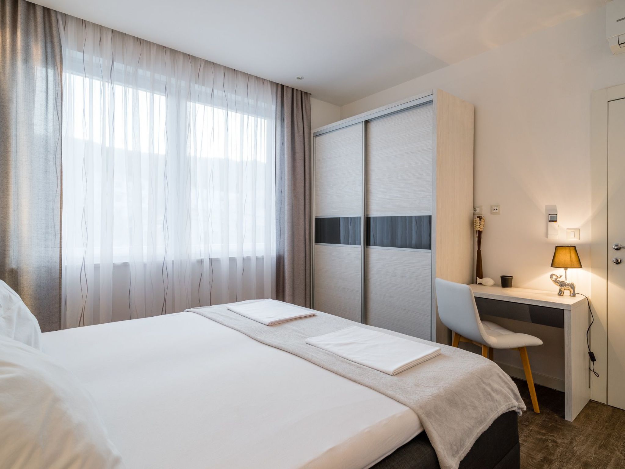 "Golden D3"-Image-tags.info