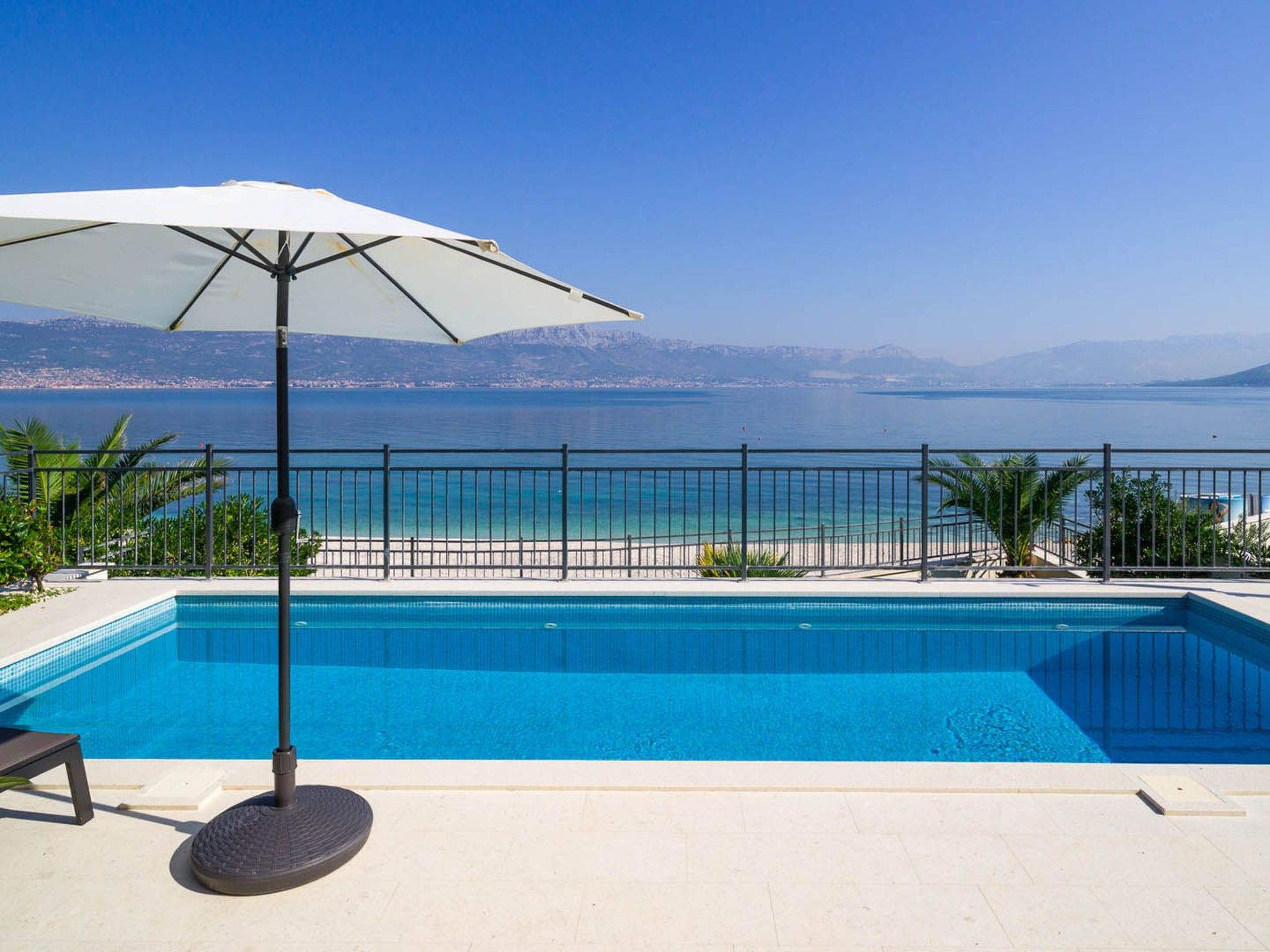 Vakantiehuis met privé zwembad in Trogir/Slatine (Kroatië) voor 6 personen