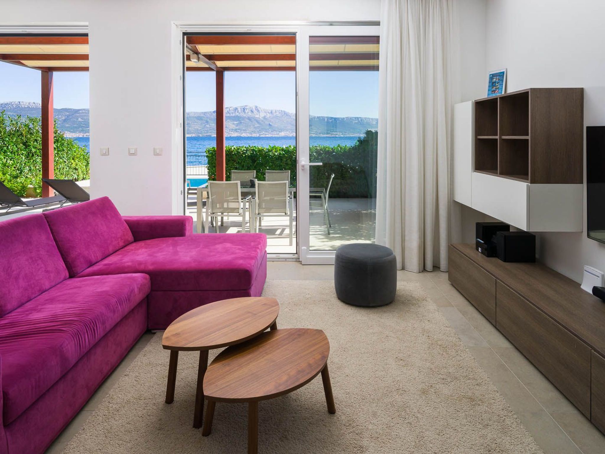 Luxuriöse Villa Golden C am Strand mit Pool