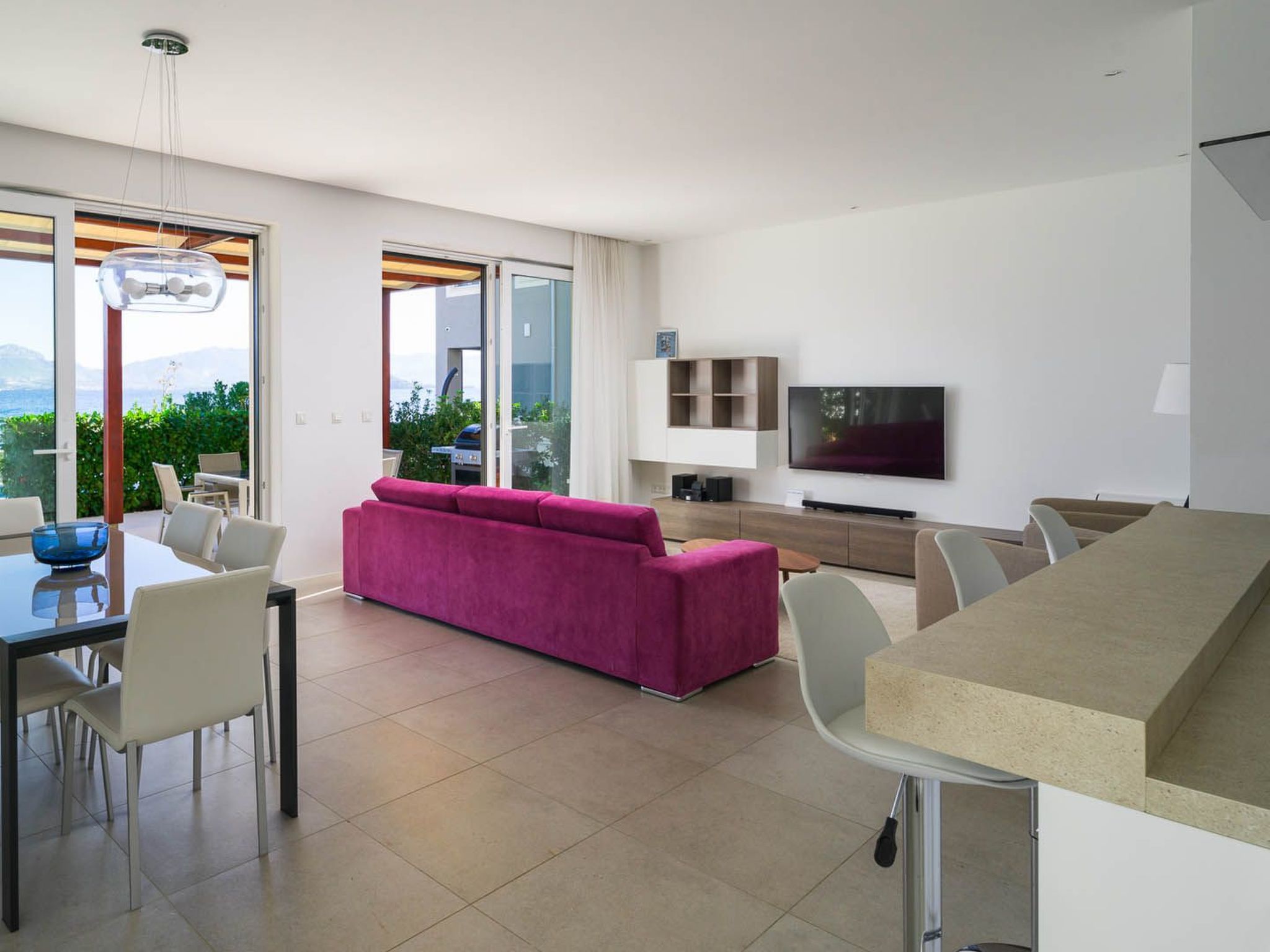 Luxuriöse Villa Golden C am Strand mit Pool-Image-tags.info