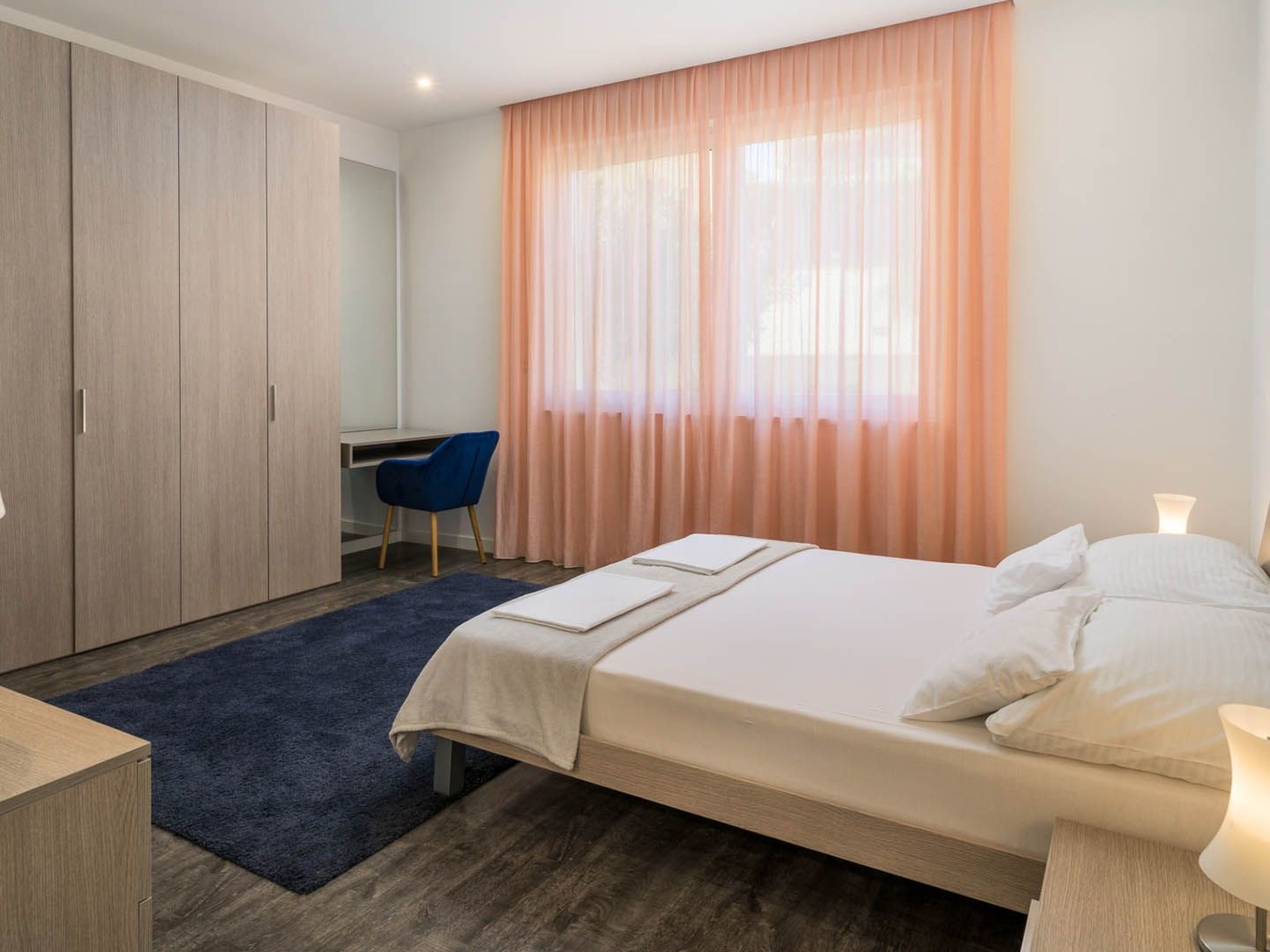 Luxuriöse Villa Golden C am Strand mit Pool-Image-tags.info